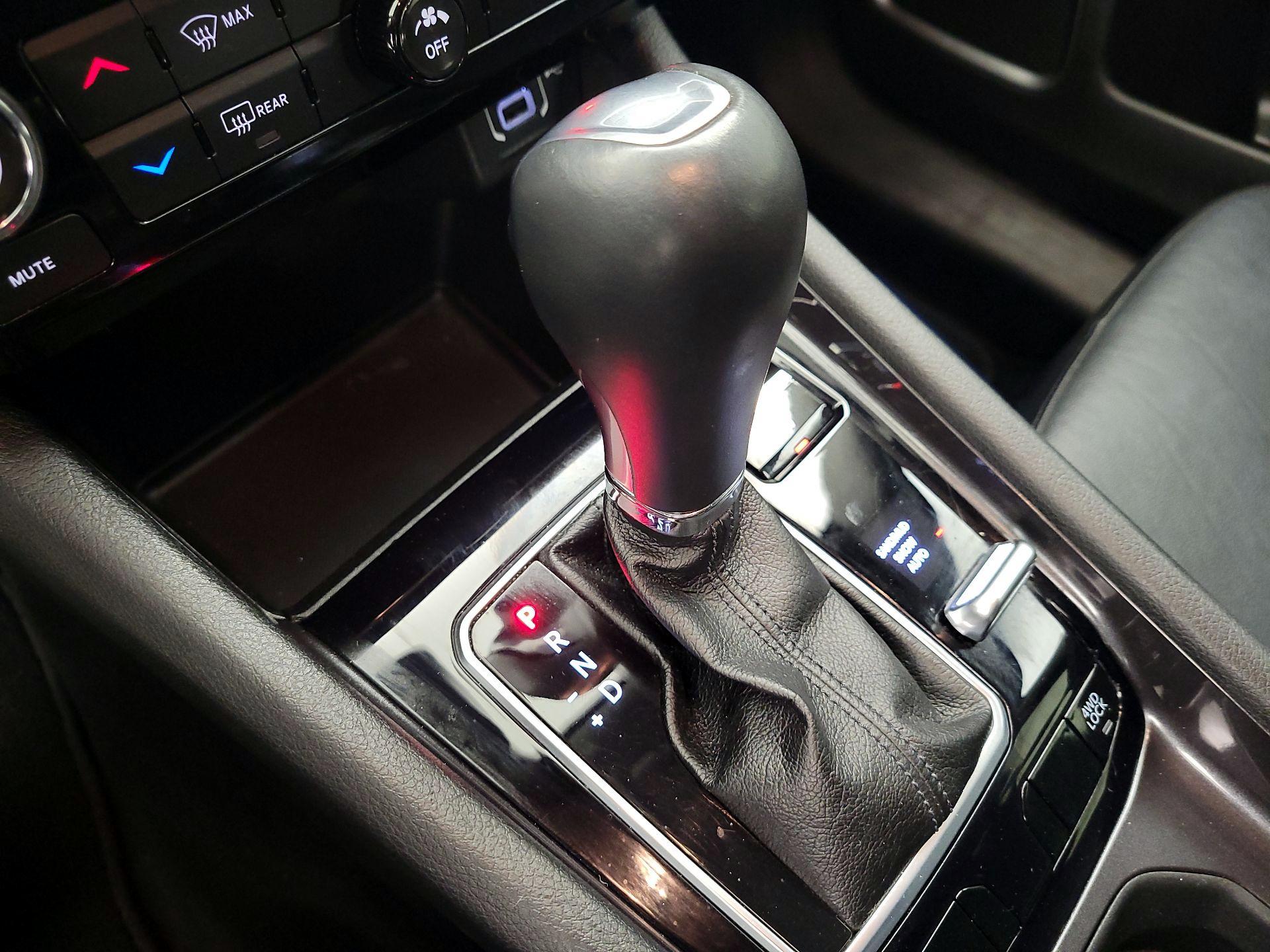 Thumbnail: 2022 Jeep Compass - 17