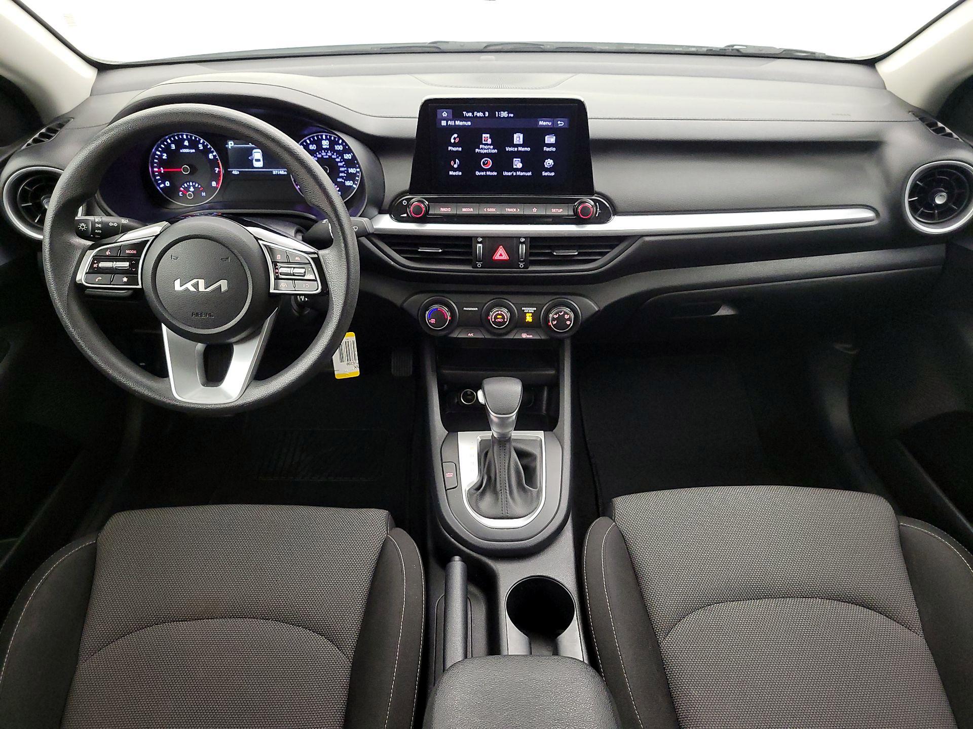 Thumbnail: 2024 Kia Forte - 9