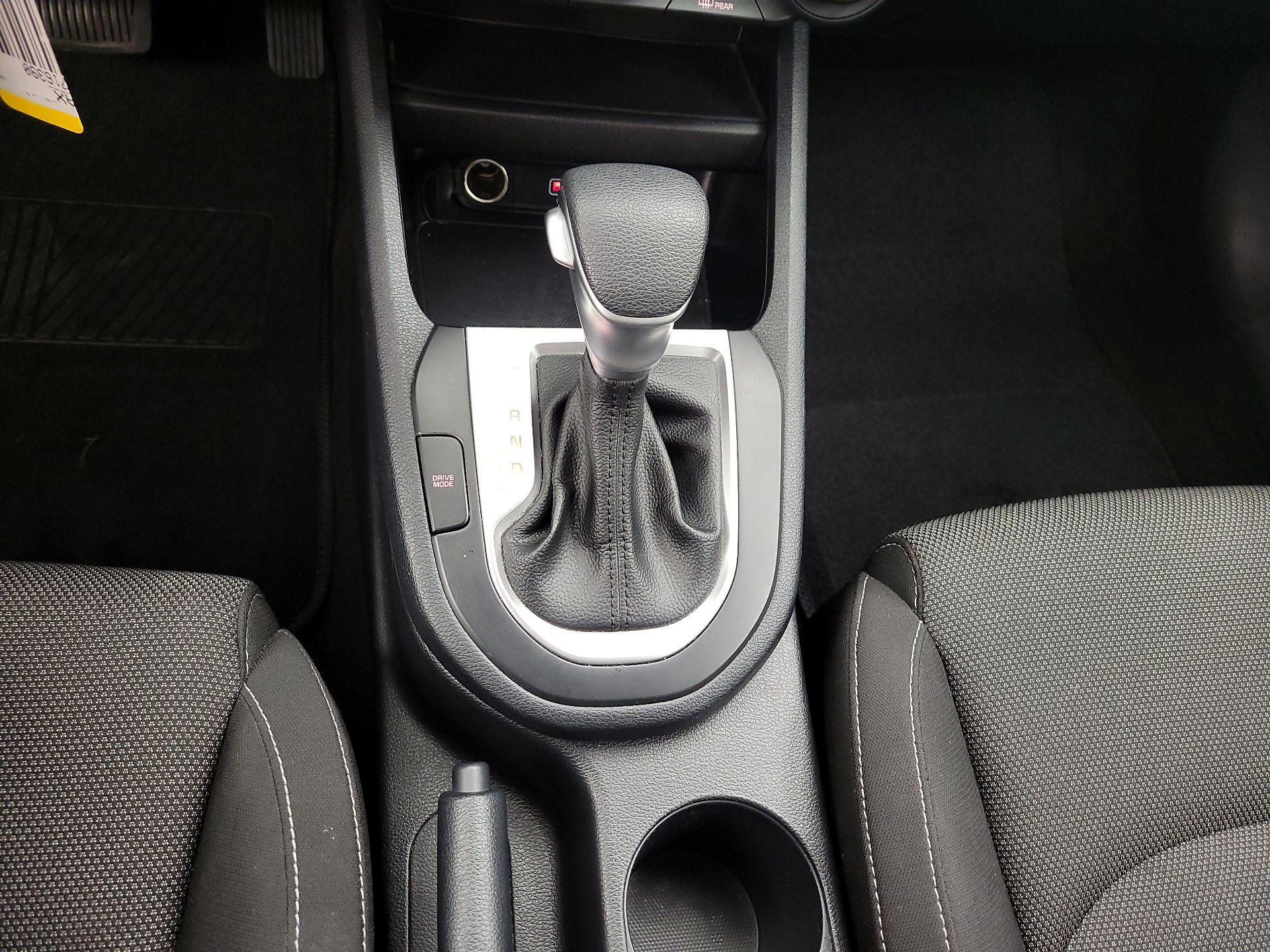 Thumbnail: 2024 Kia Forte - 17