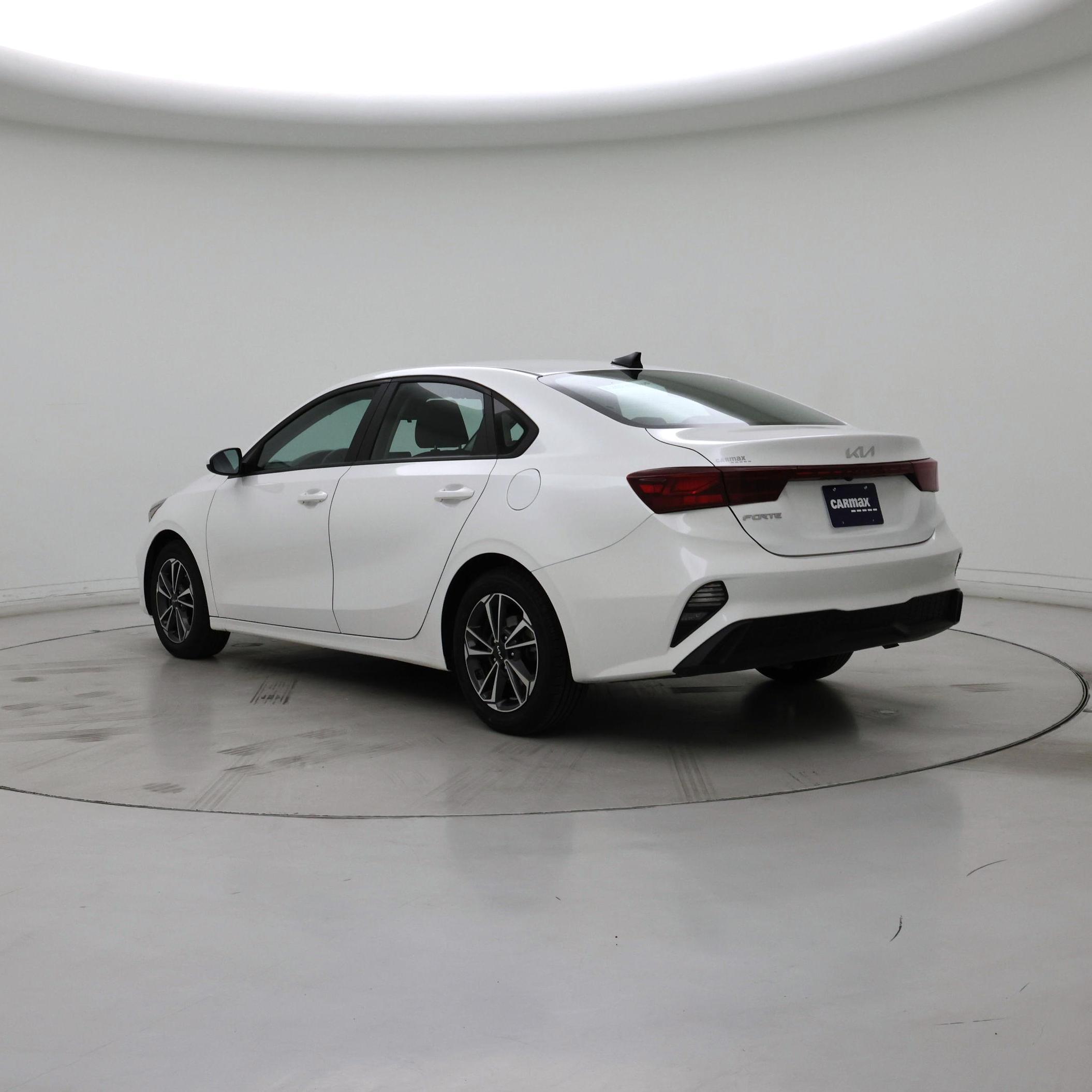 Thumbnail: 2024 Kia Forte - 2