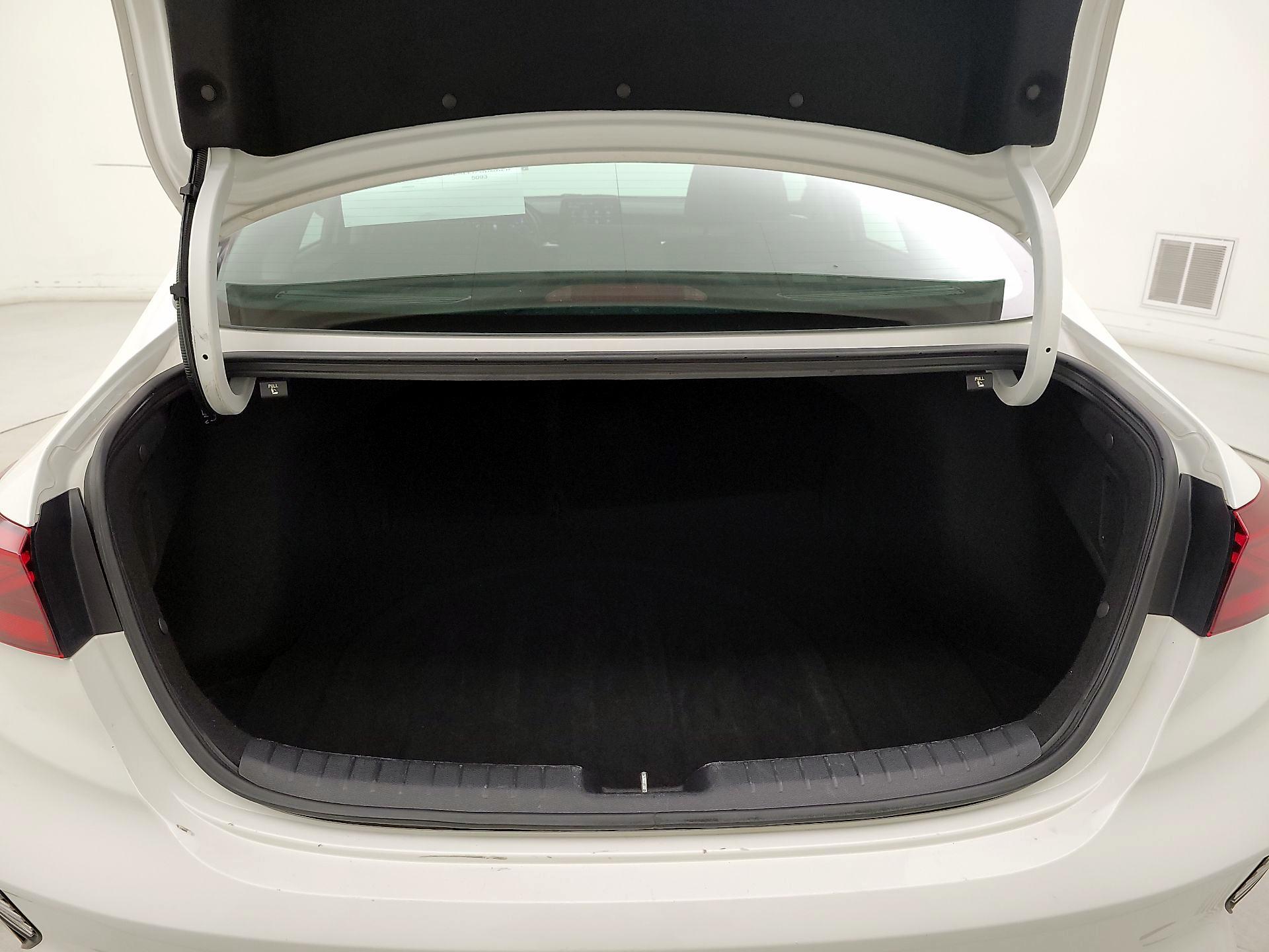 Thumbnail: 2024 Kia Forte - 20