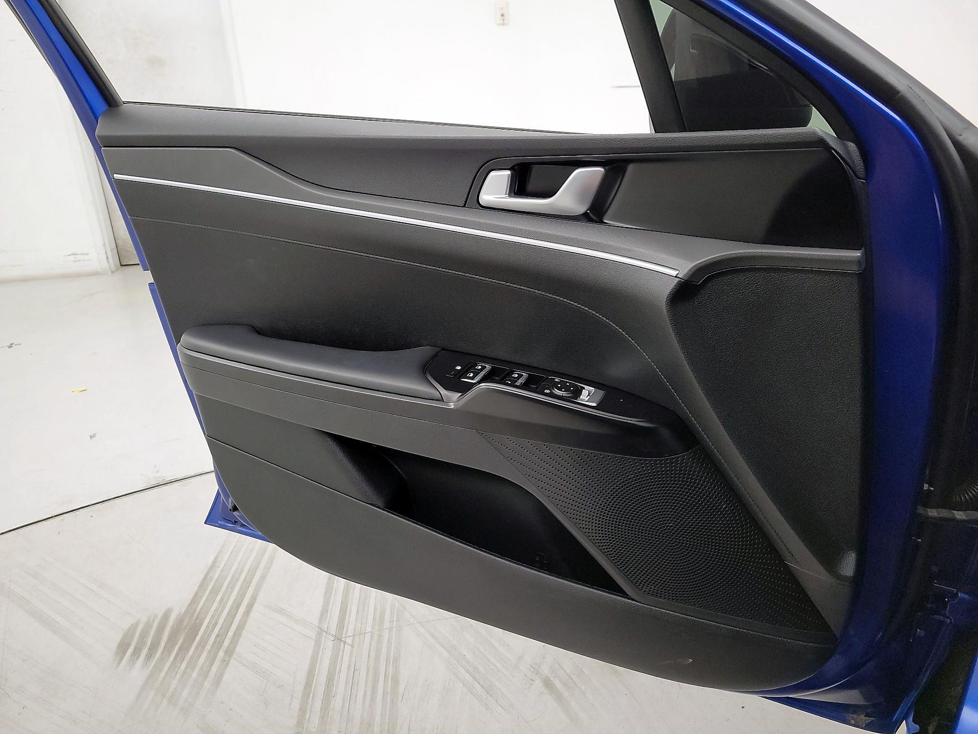 Thumbnail: 2022 Kia K5 - 12