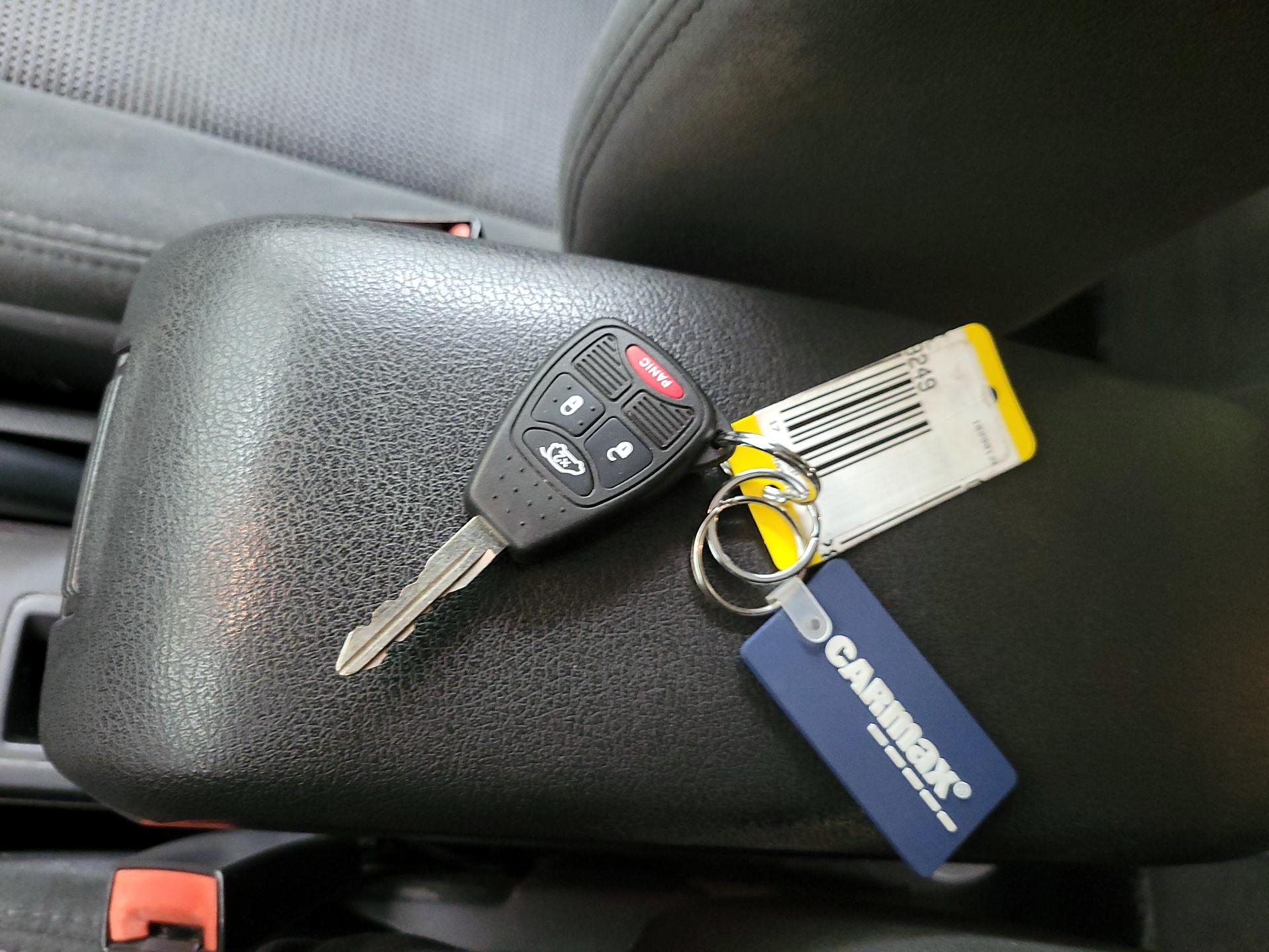 Thumbnail: 2017 Jeep Patriot - 18