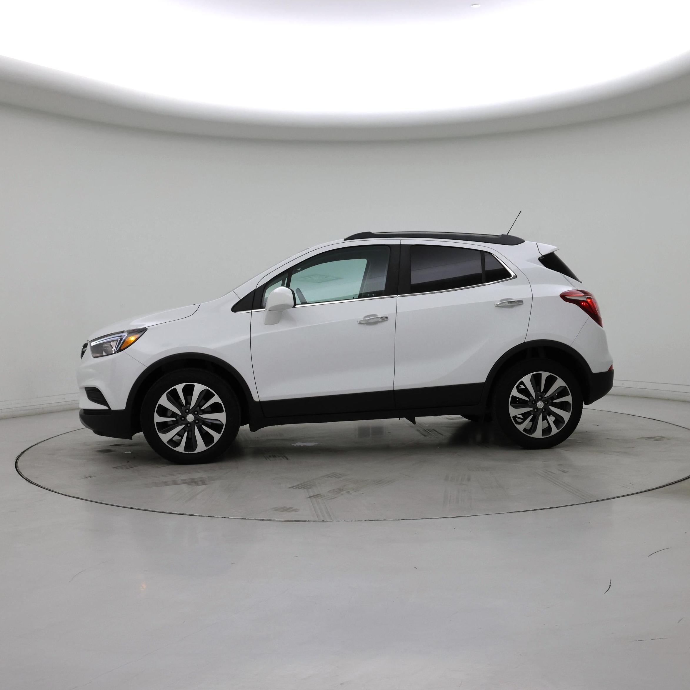 Thumbnail: 2021 Buick Encore - 3