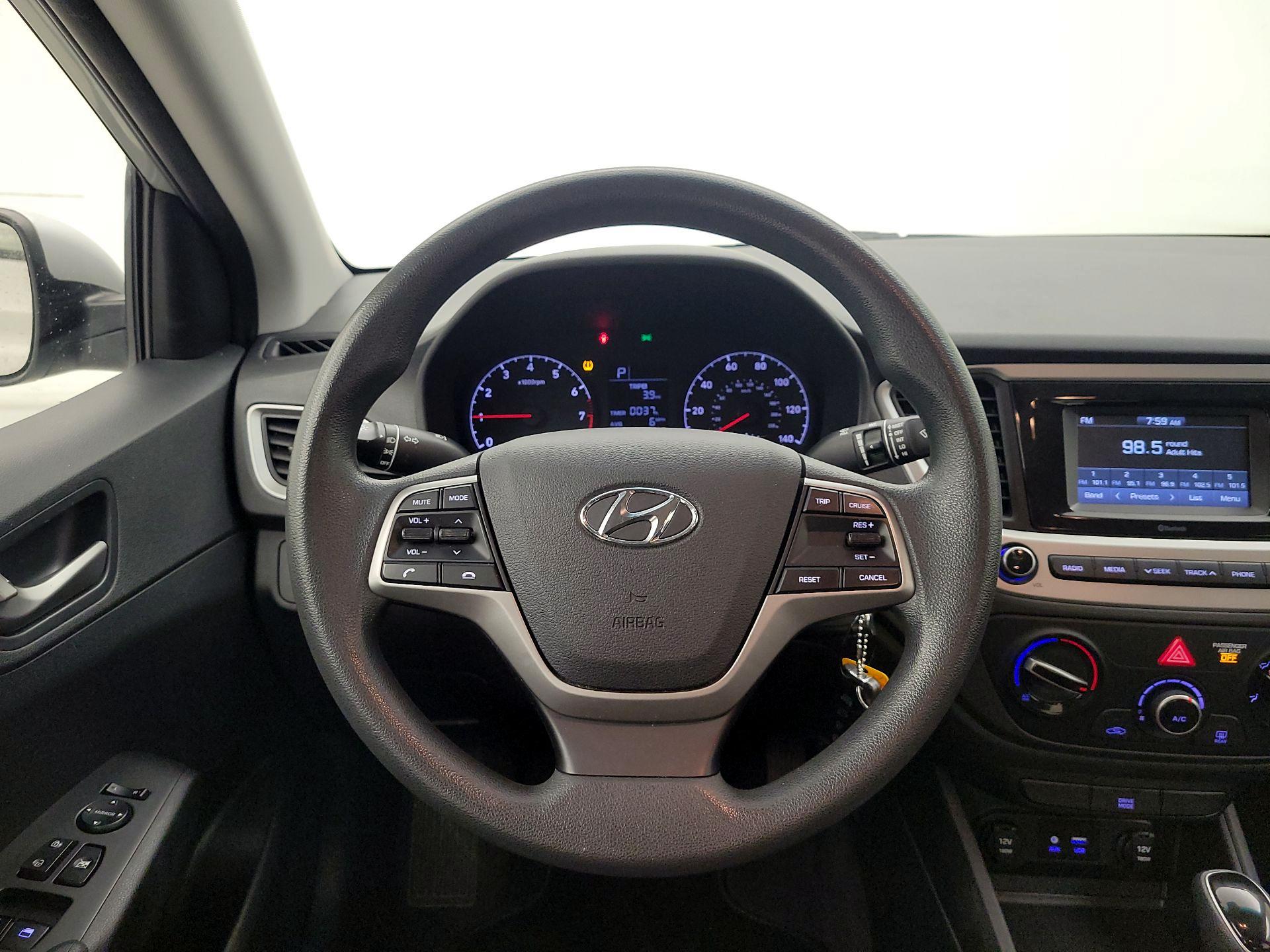 Thumbnail: 2020 Hyundai Accent - 10