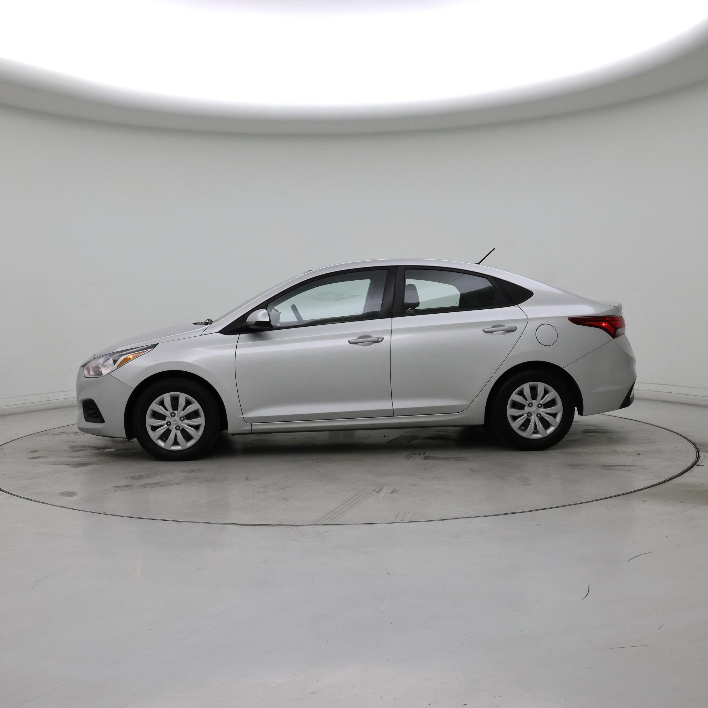 Thumbnail: 2020 Hyundai Accent - 3