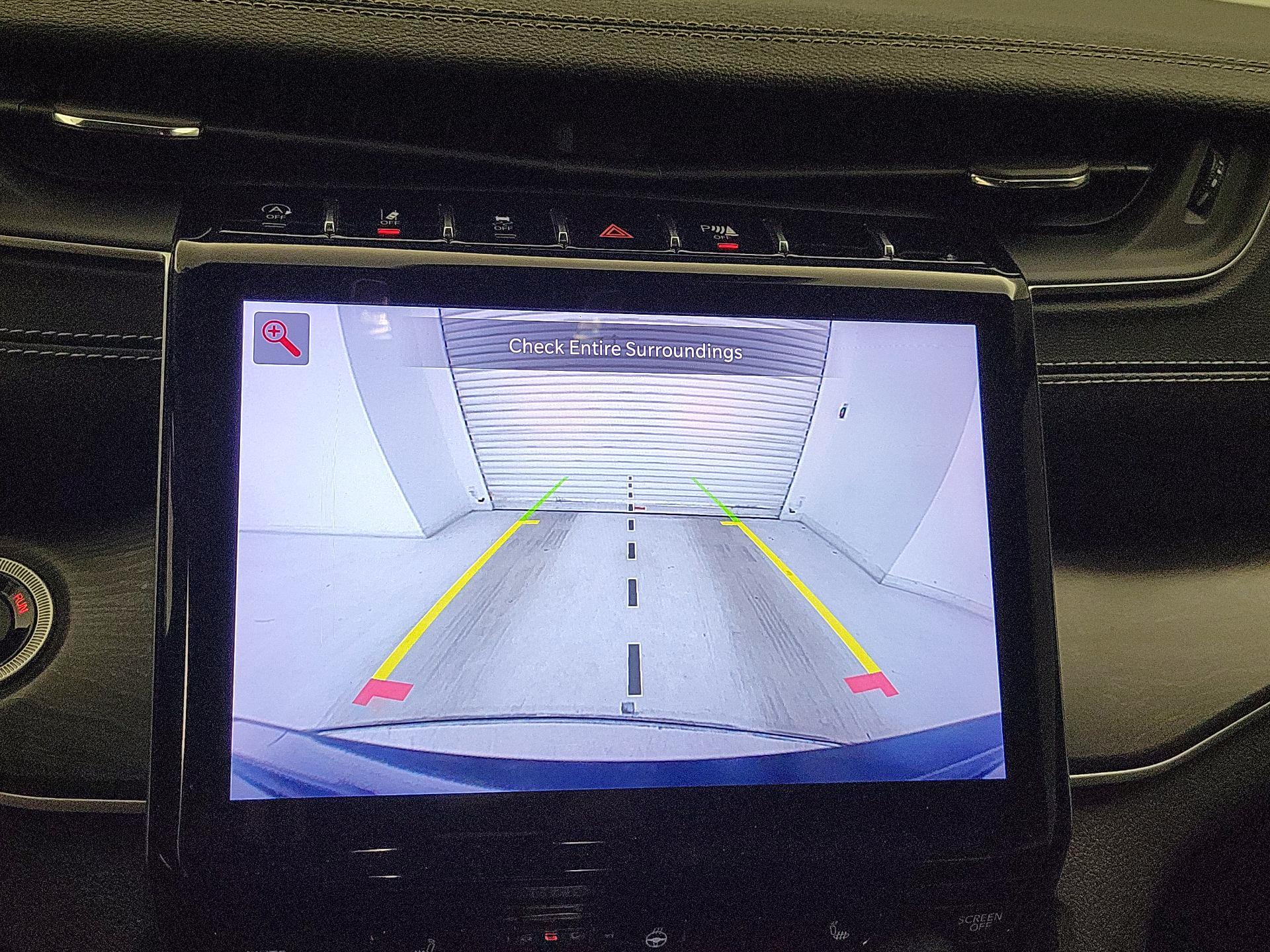 Thumbnail: 2023 Jeep Grand Cherokee - 15