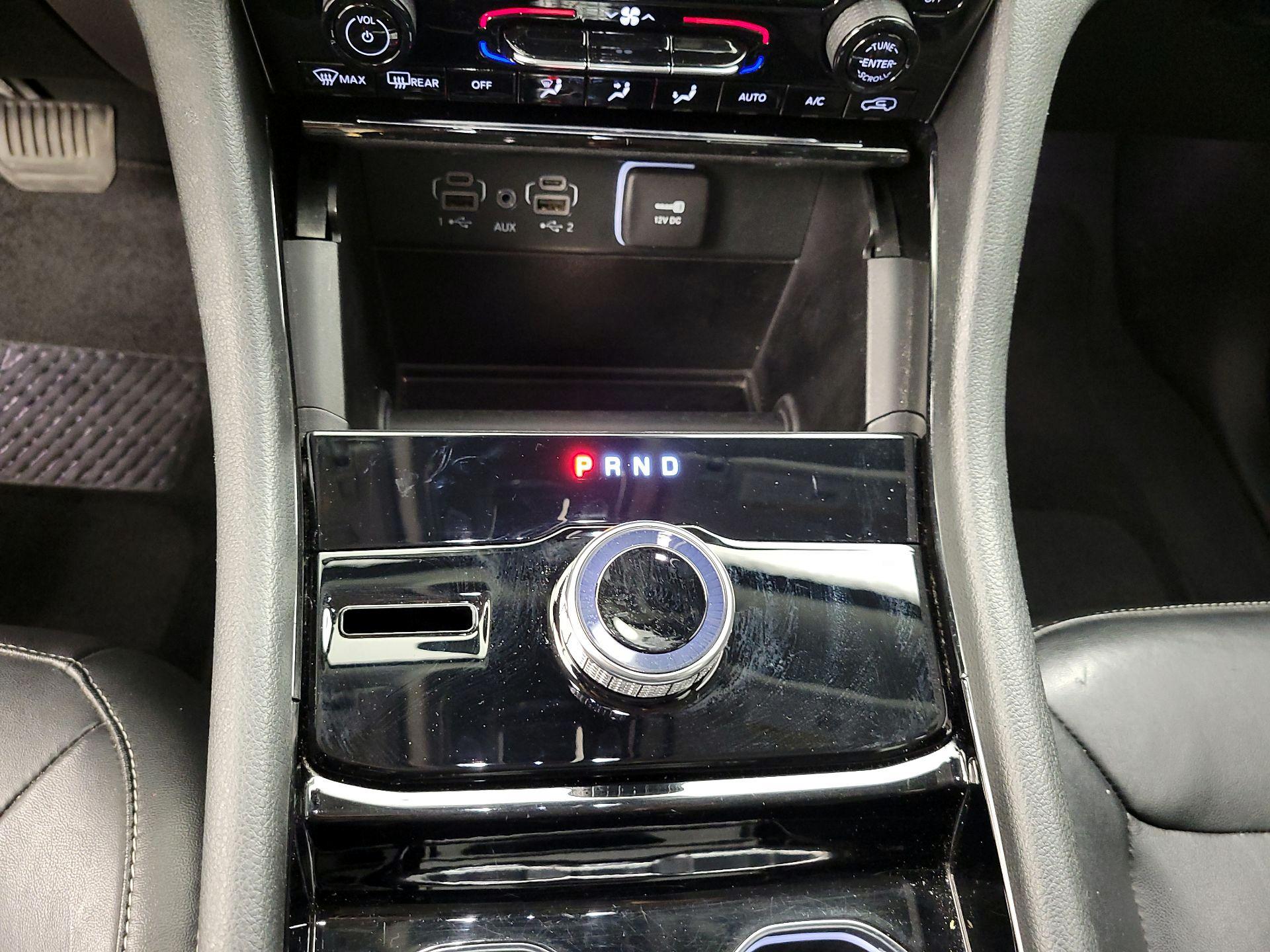 Thumbnail: 2023 Jeep Grand Cherokee - 18