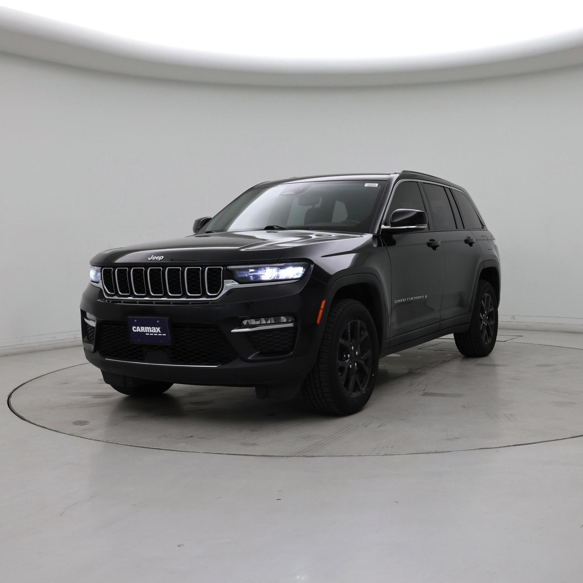 Thumbnail: 2023 Jeep Grand Cherokee - 4