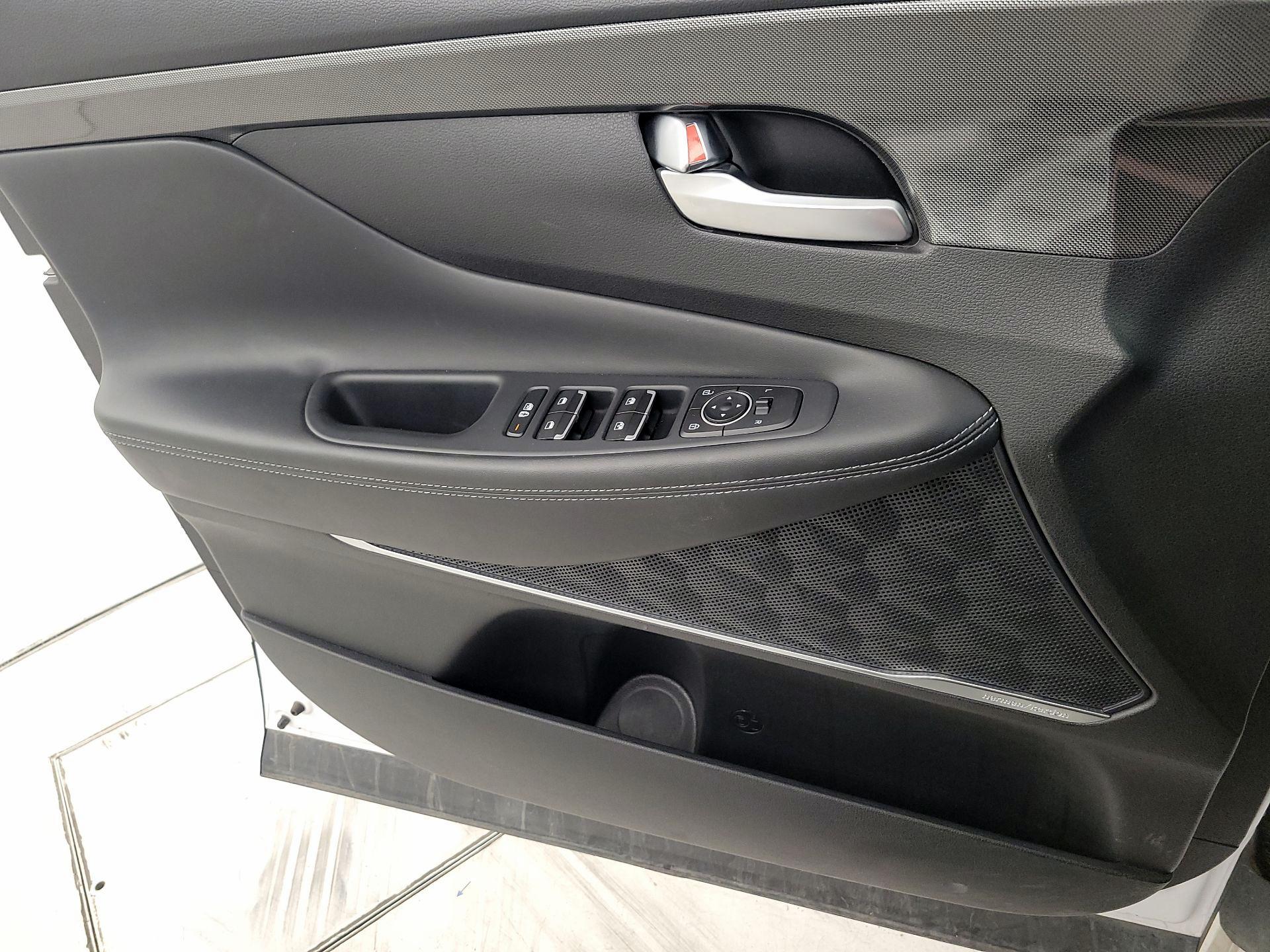 Thumbnail: 2023 Hyundai Santa Fe - 12