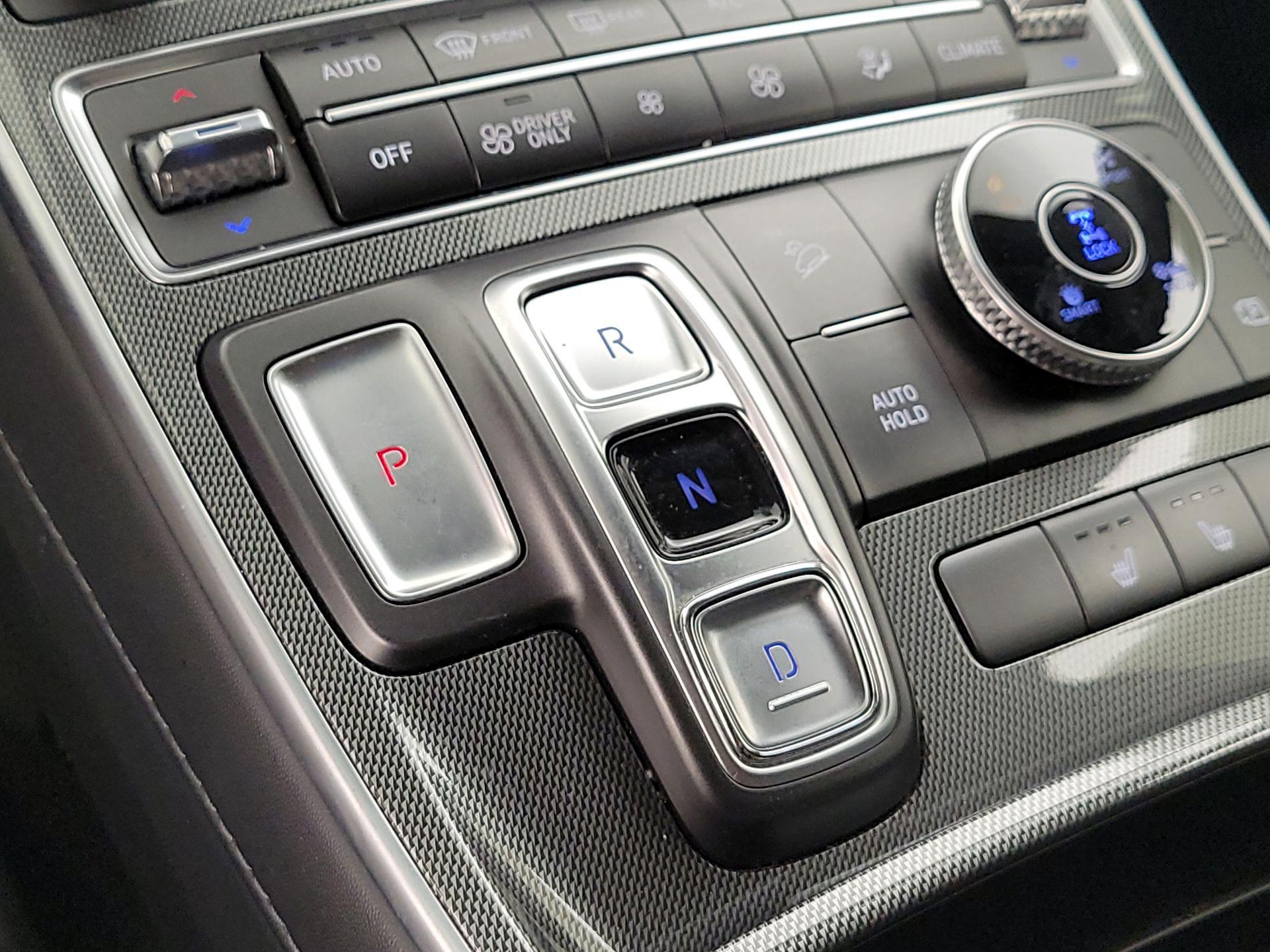 Thumbnail: 2023 Hyundai Santa Fe - 16