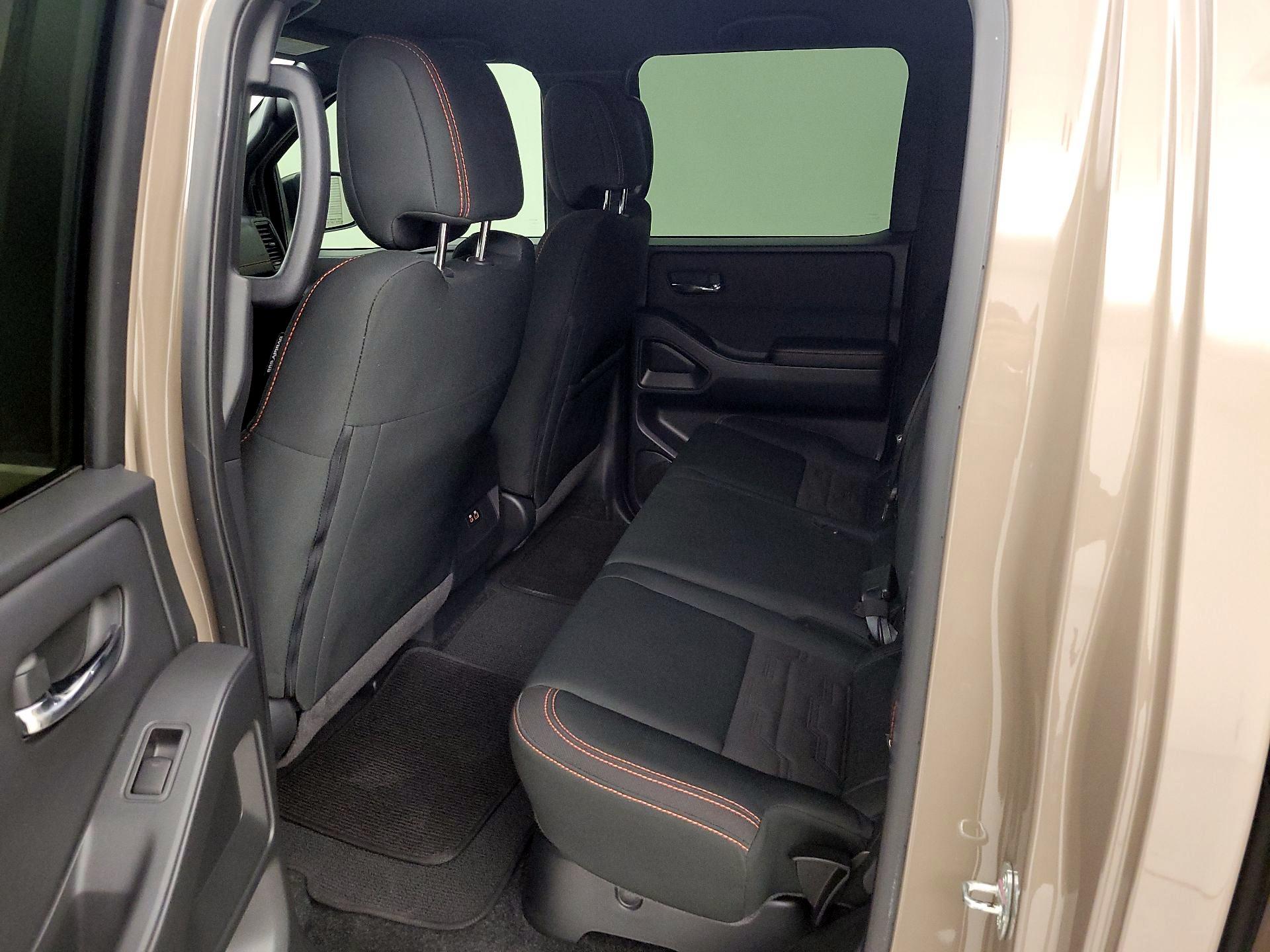 Thumbnail: 2024 Nissan Frontier - 19