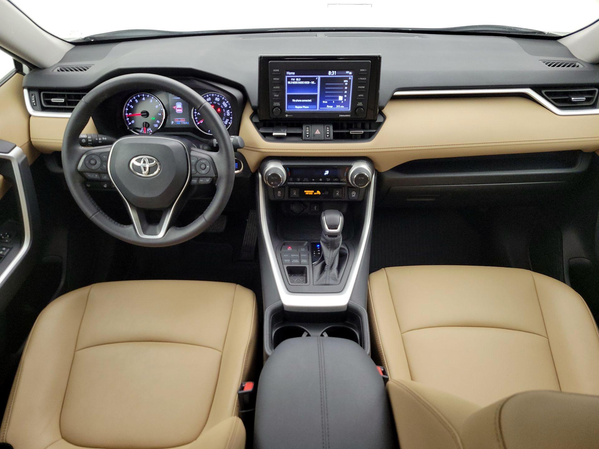 Thumbnail: 2021 Toyota RAV4 - 9