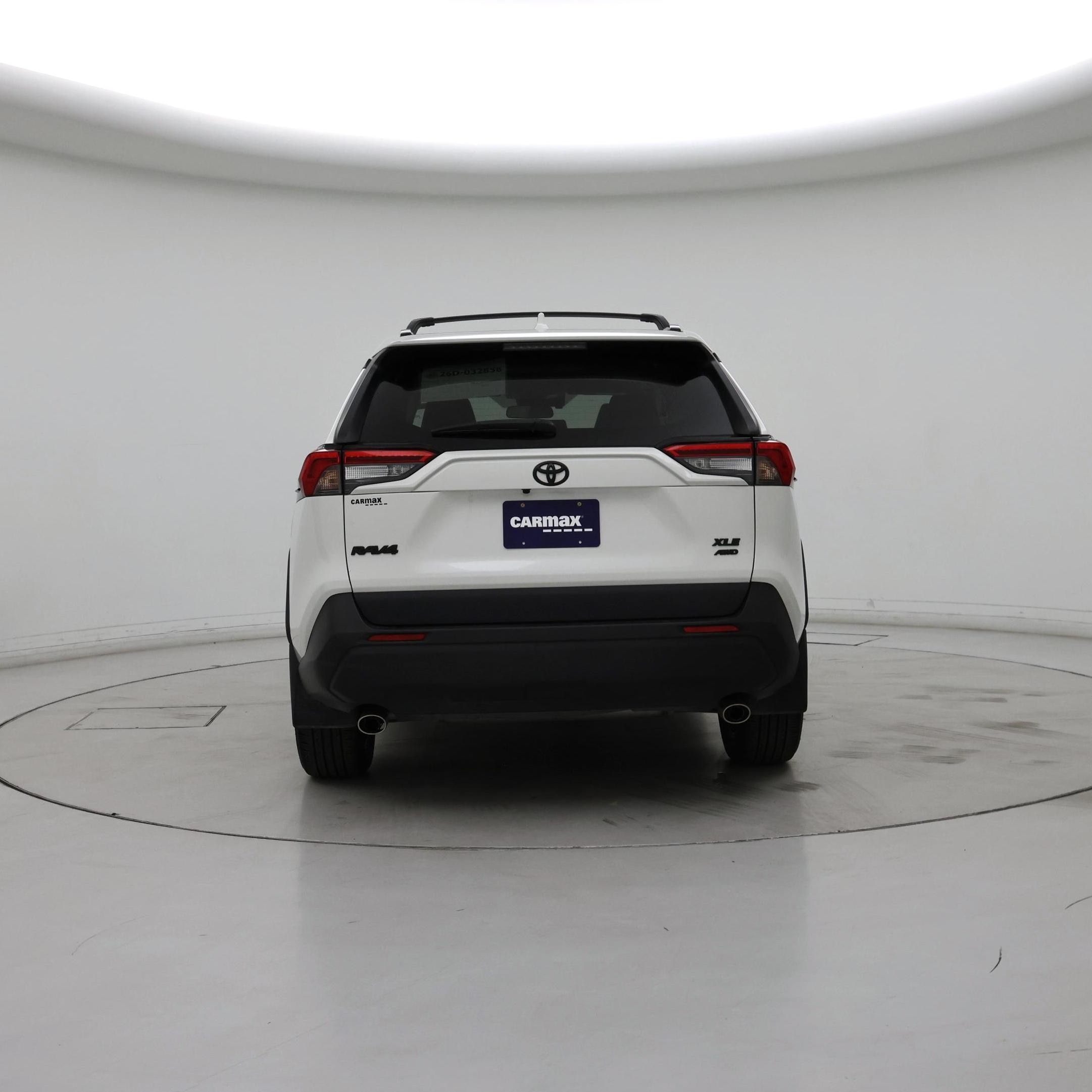 Thumbnail: 2021 Toyota RAV4 - 6