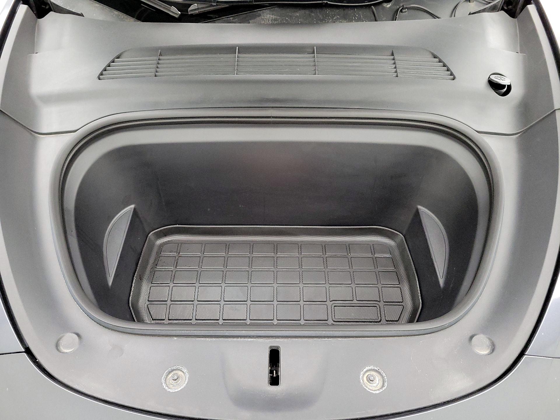 Thumbnail: 2024 Tesla Model Y - 17