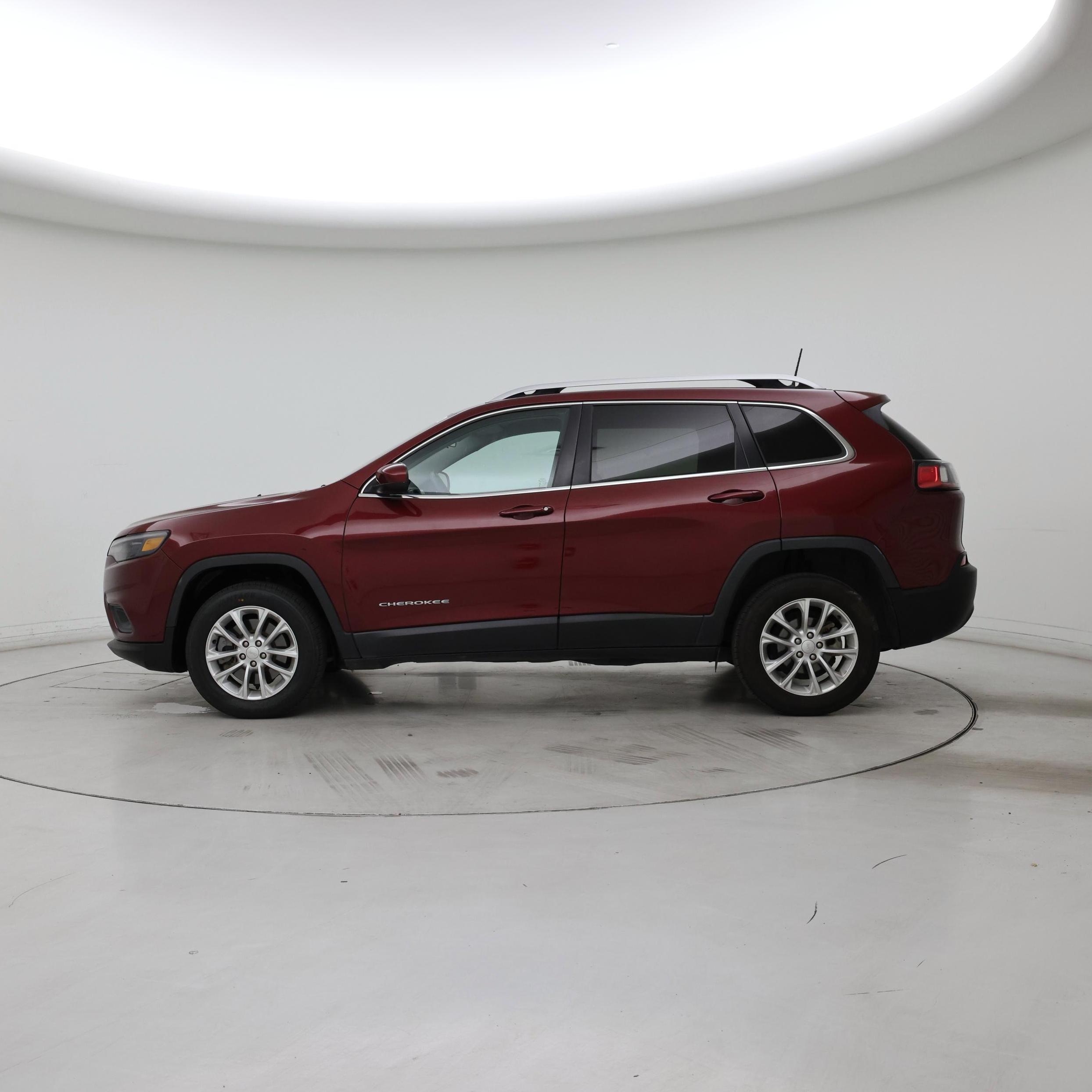 Thumbnail: 2019 Jeep Cherokee - 3