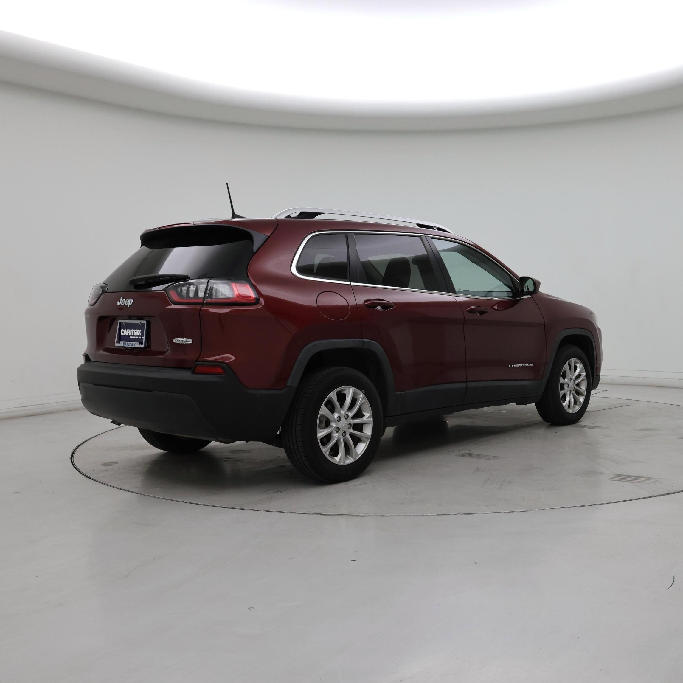 Thumbnail: 2019 Jeep Cherokee - 8