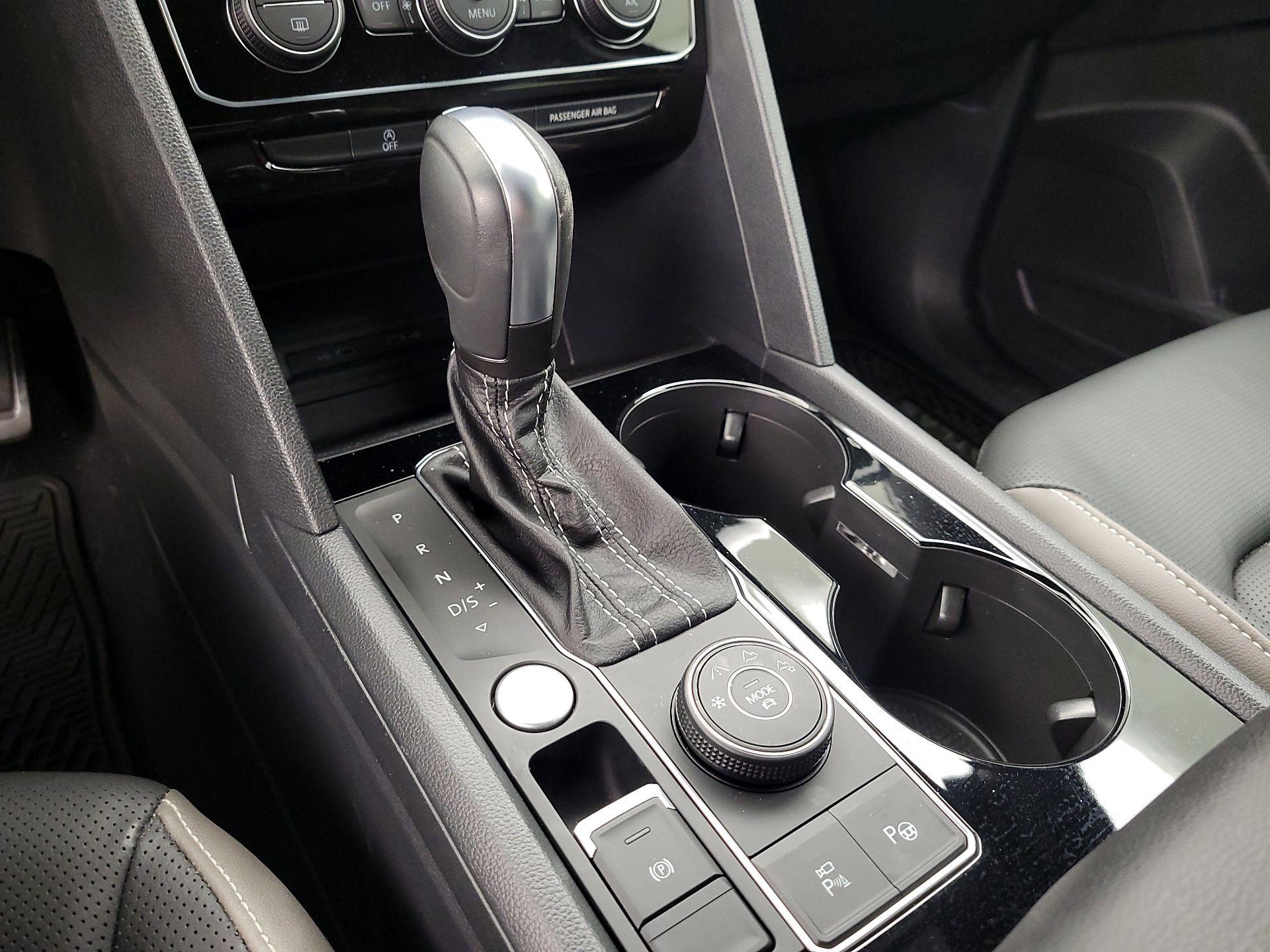 Thumbnail: 2023 Volkswagen Atlas - 18