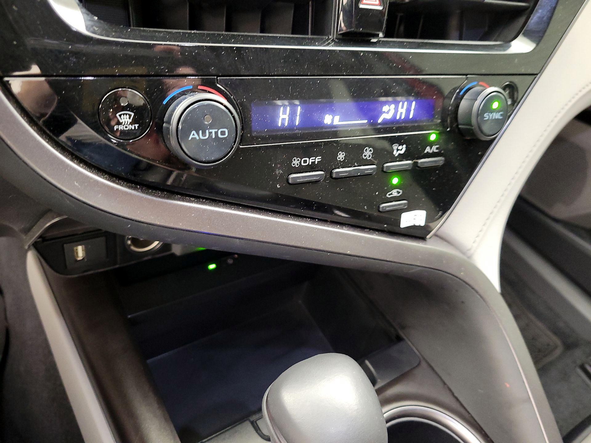 Thumbnail: 2024 Toyota Camry - 14