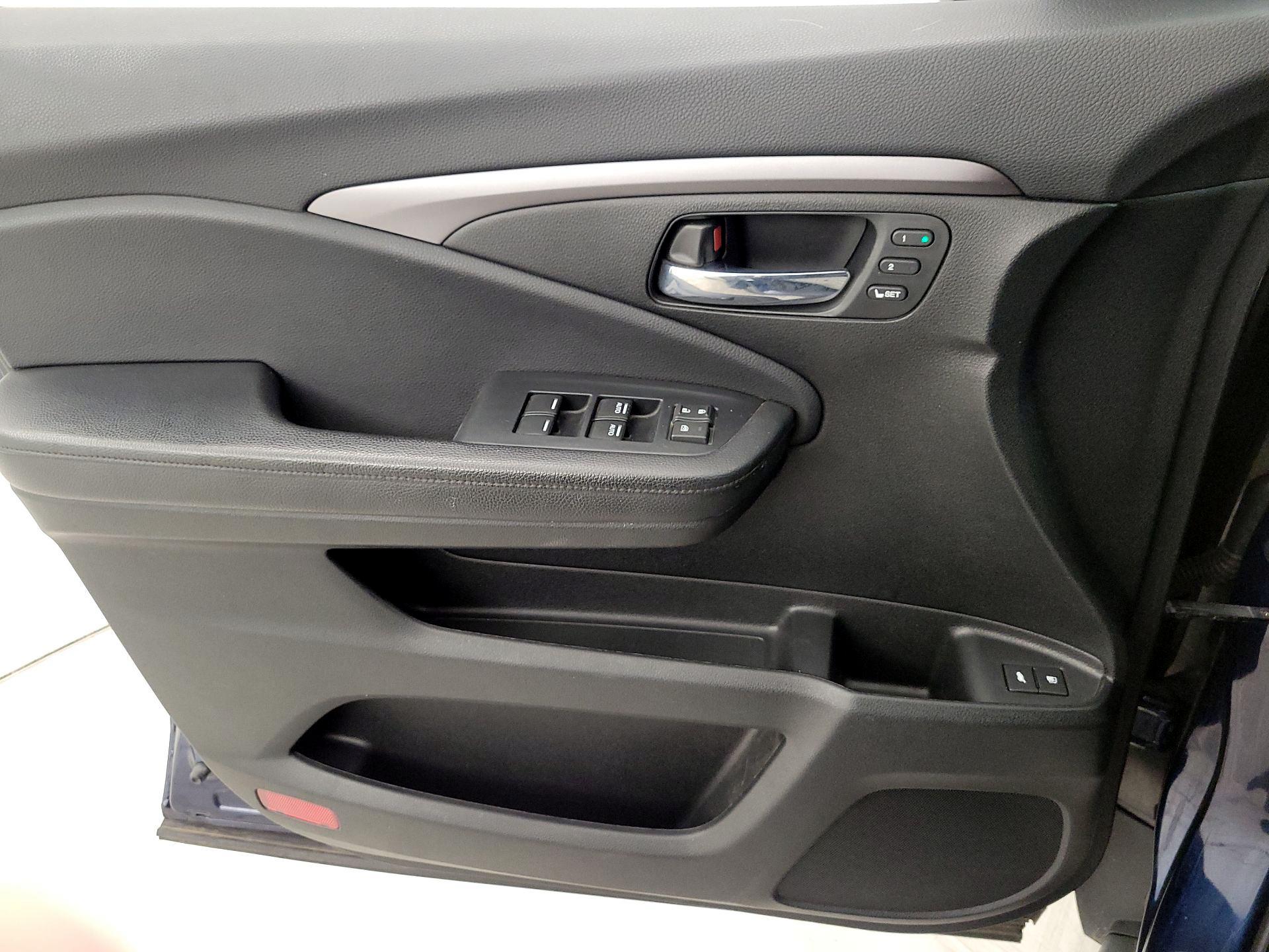 Thumbnail: 2021 Honda Passport - 12