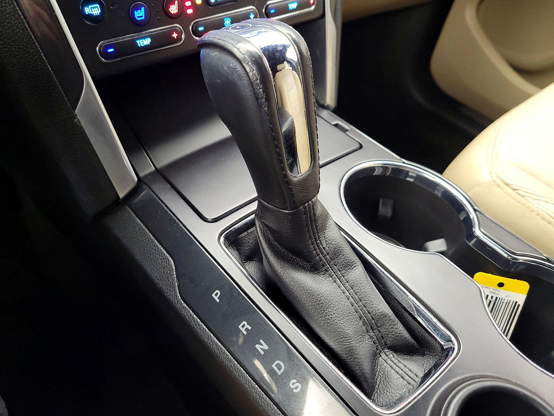 Thumbnail: 2017 Ford Explorer - 17