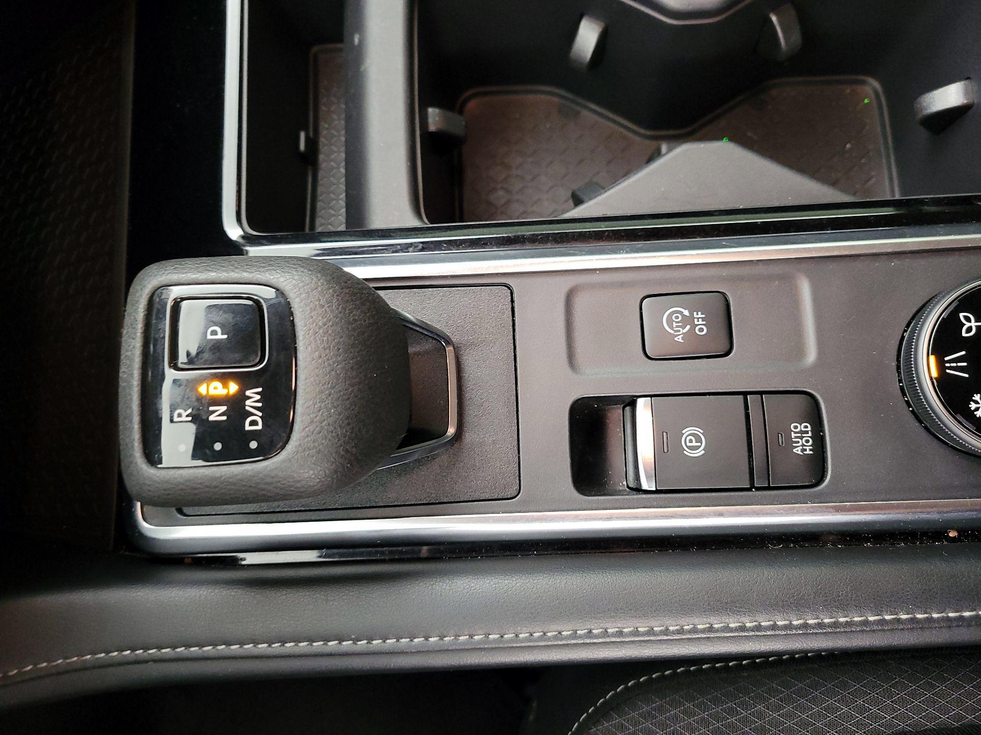 Thumbnail: 2024 Nissan Pathfinder - 17