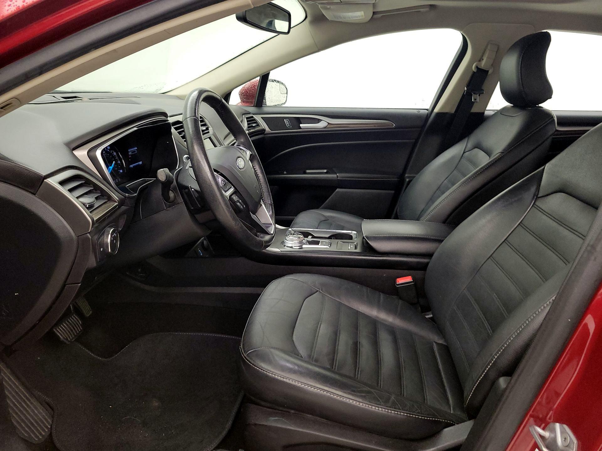 Thumbnail: 2017 Ford Fusion - 11