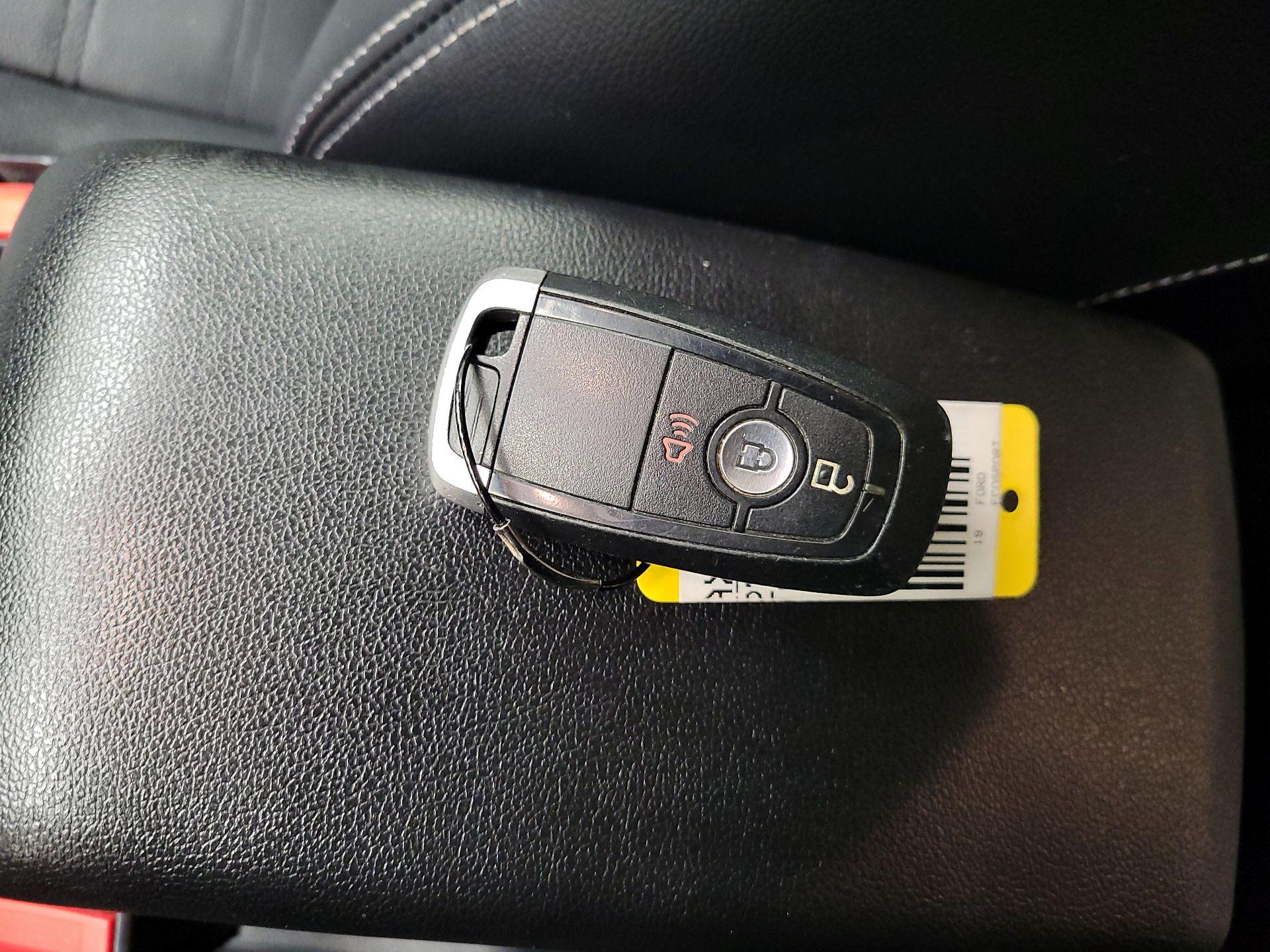 Thumbnail: 2019 Ford EcoSport - 18