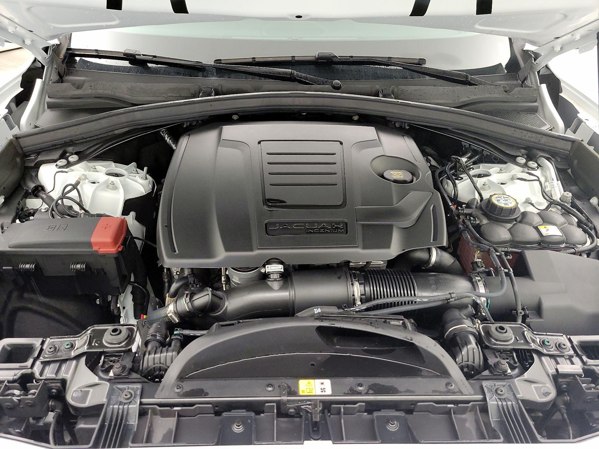 Thumbnail: 2022 Jaguar F-Pace - 17