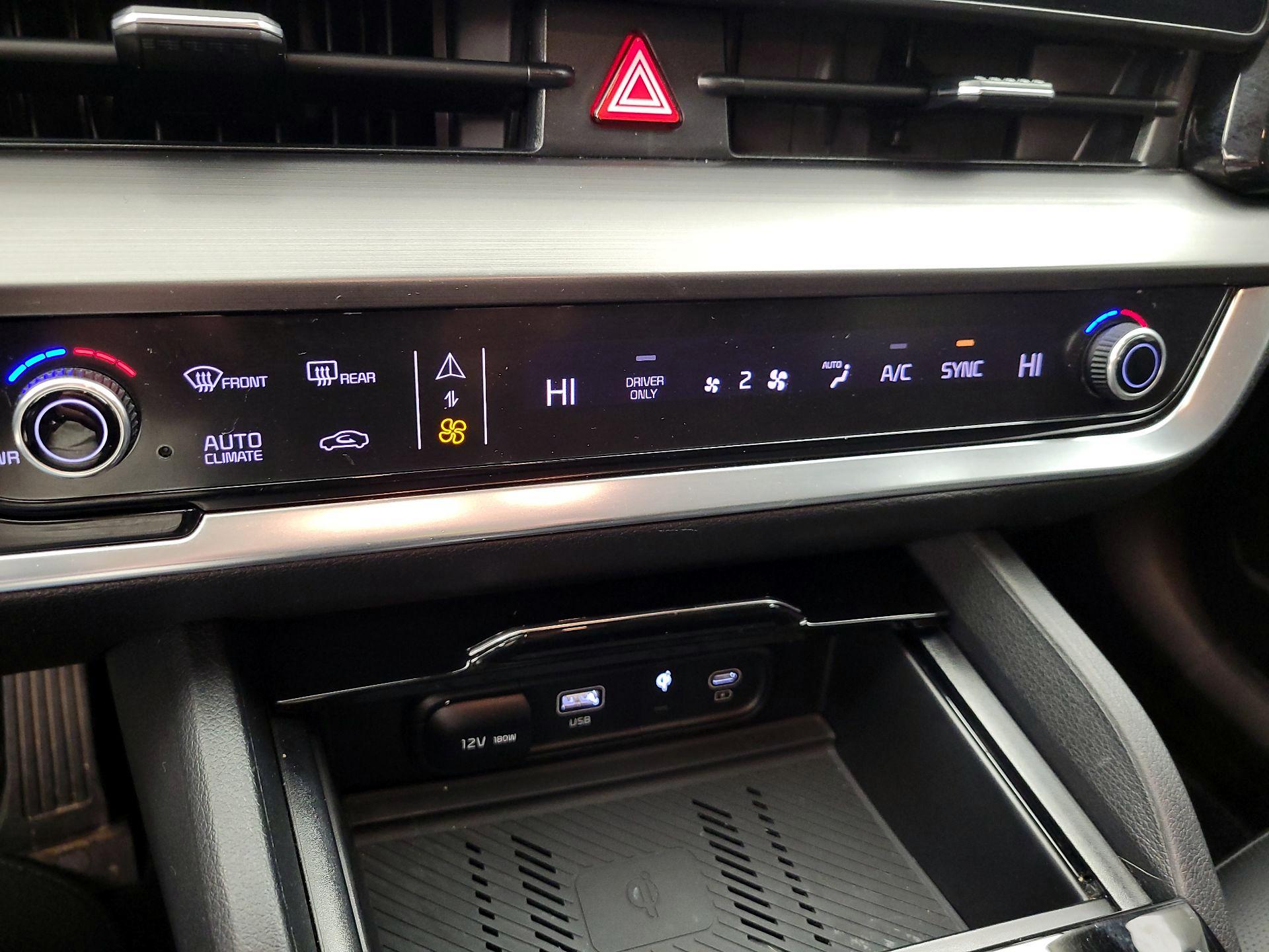 Thumbnail: 2023 Kia Sportage - 14