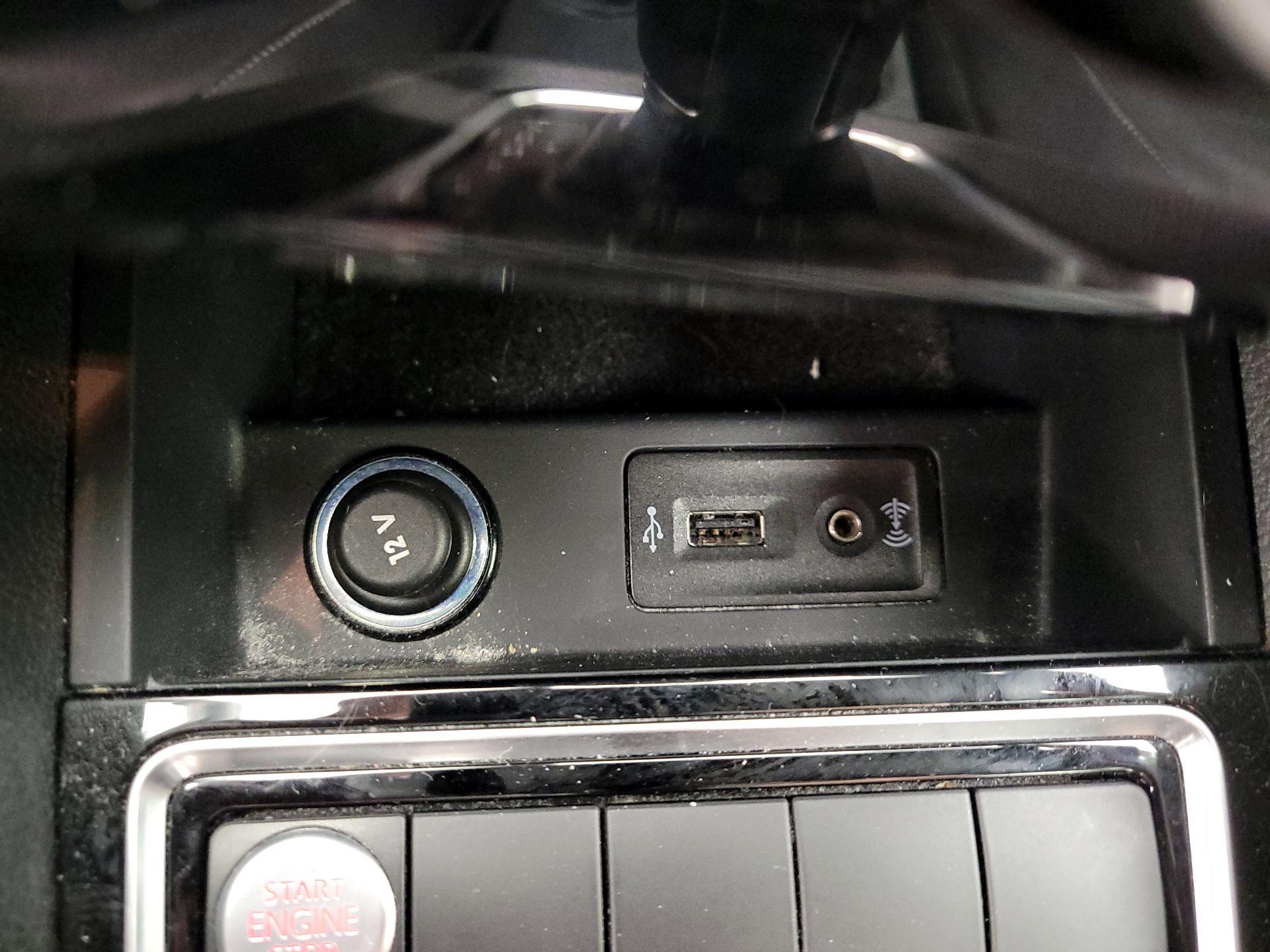 Thumbnail: 2018 Volkswagen Jetta - 19