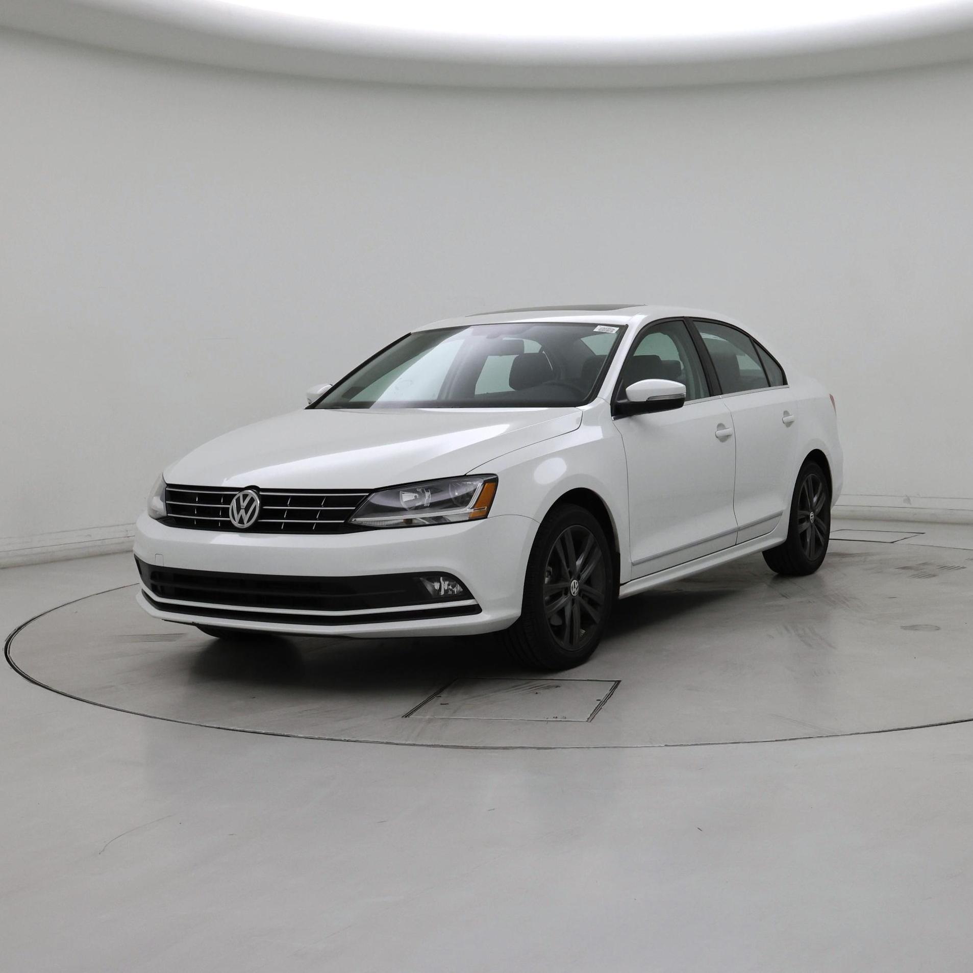 Thumbnail: 2018 Volkswagen Jetta - 4
