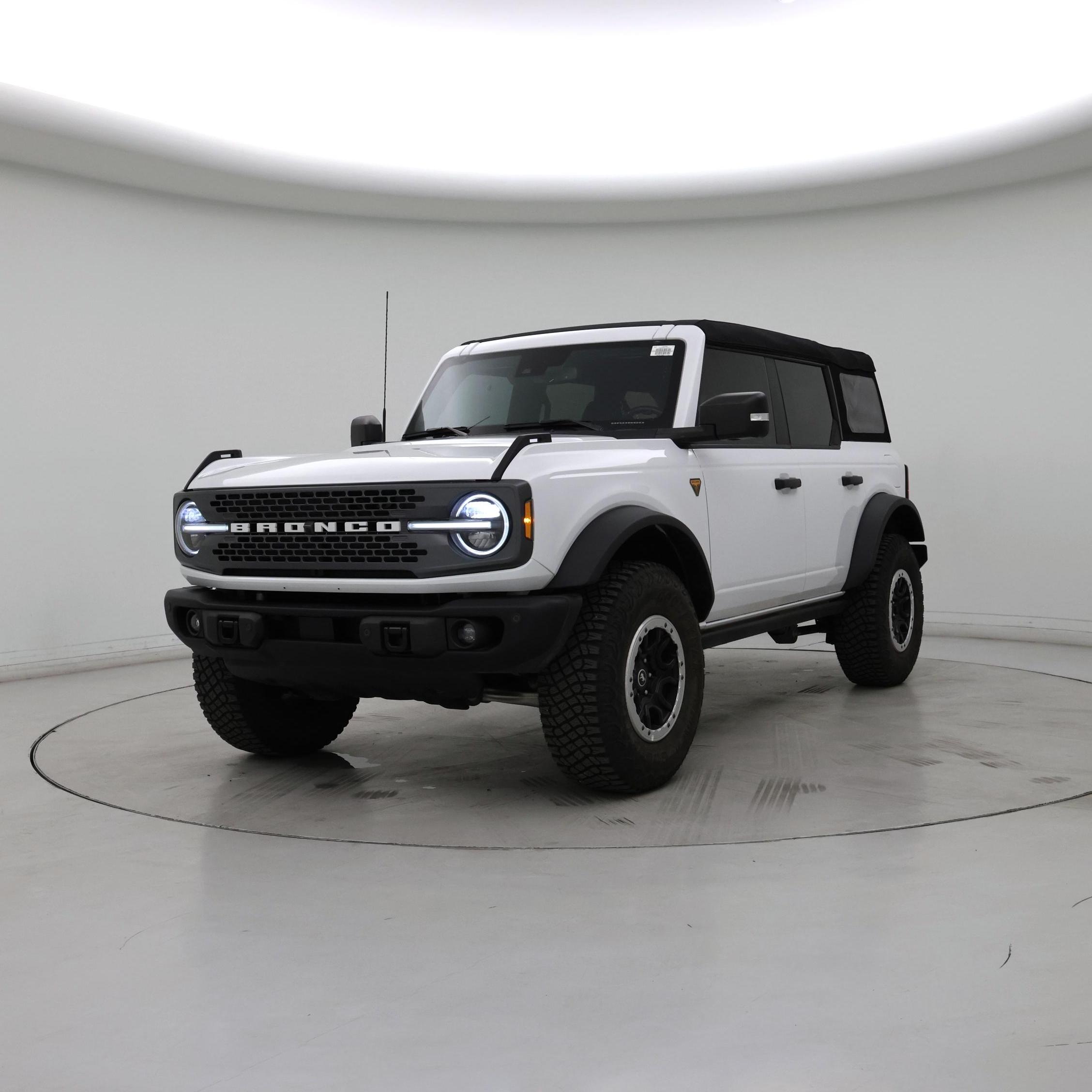 Thumbnail: 2023 Ford Bronco - 4