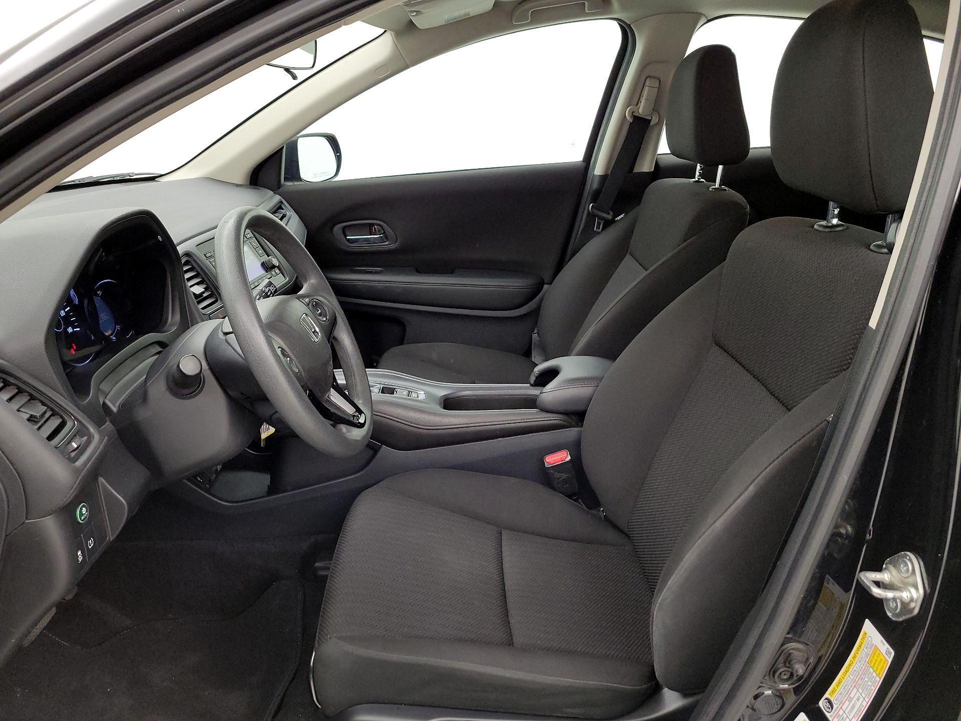 Thumbnail: 2018 Honda HR-V - 11