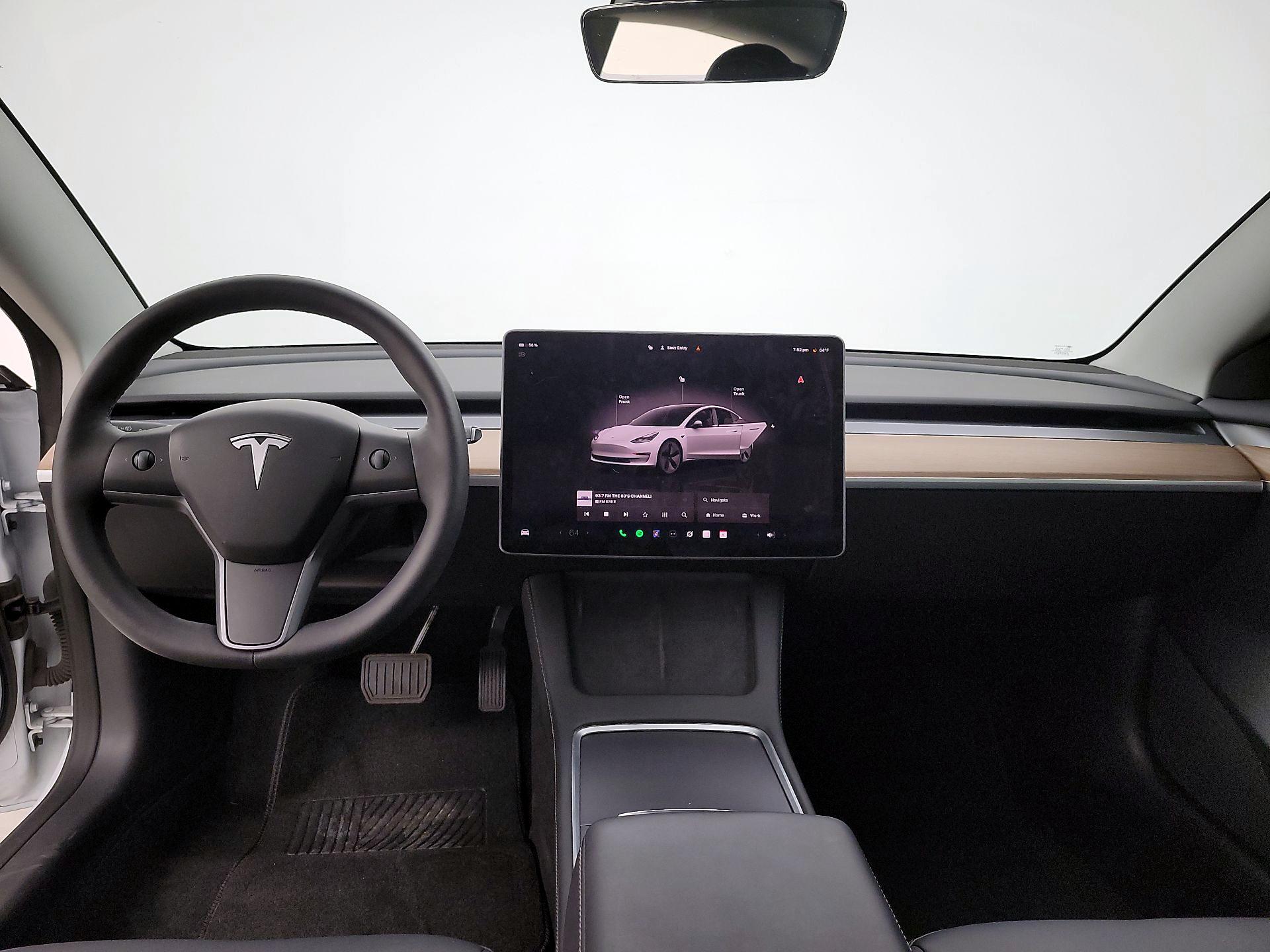 Thumbnail: 2023 Tesla Model 3 - 9