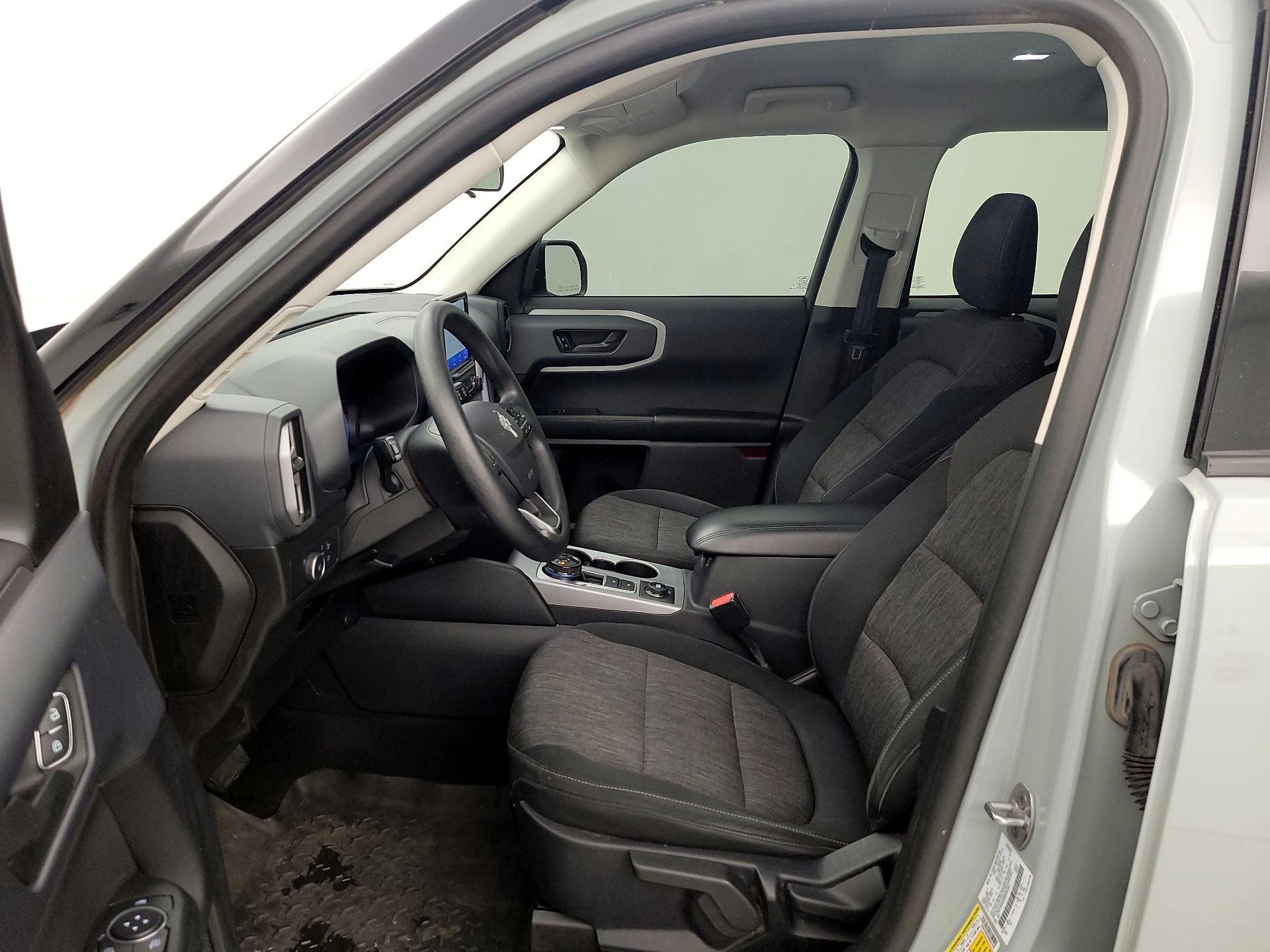 Thumbnail: 2021 Ford Bronco Sport - 11