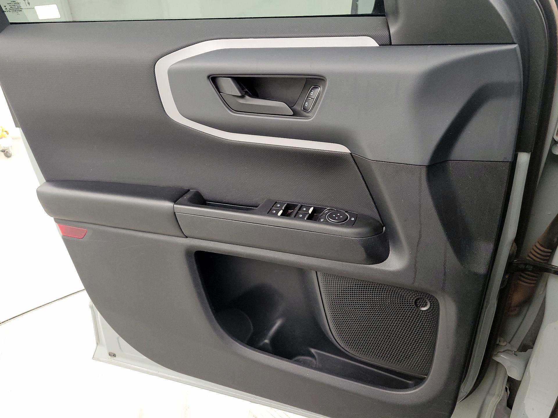 Thumbnail: 2021 Ford Bronco Sport - 12