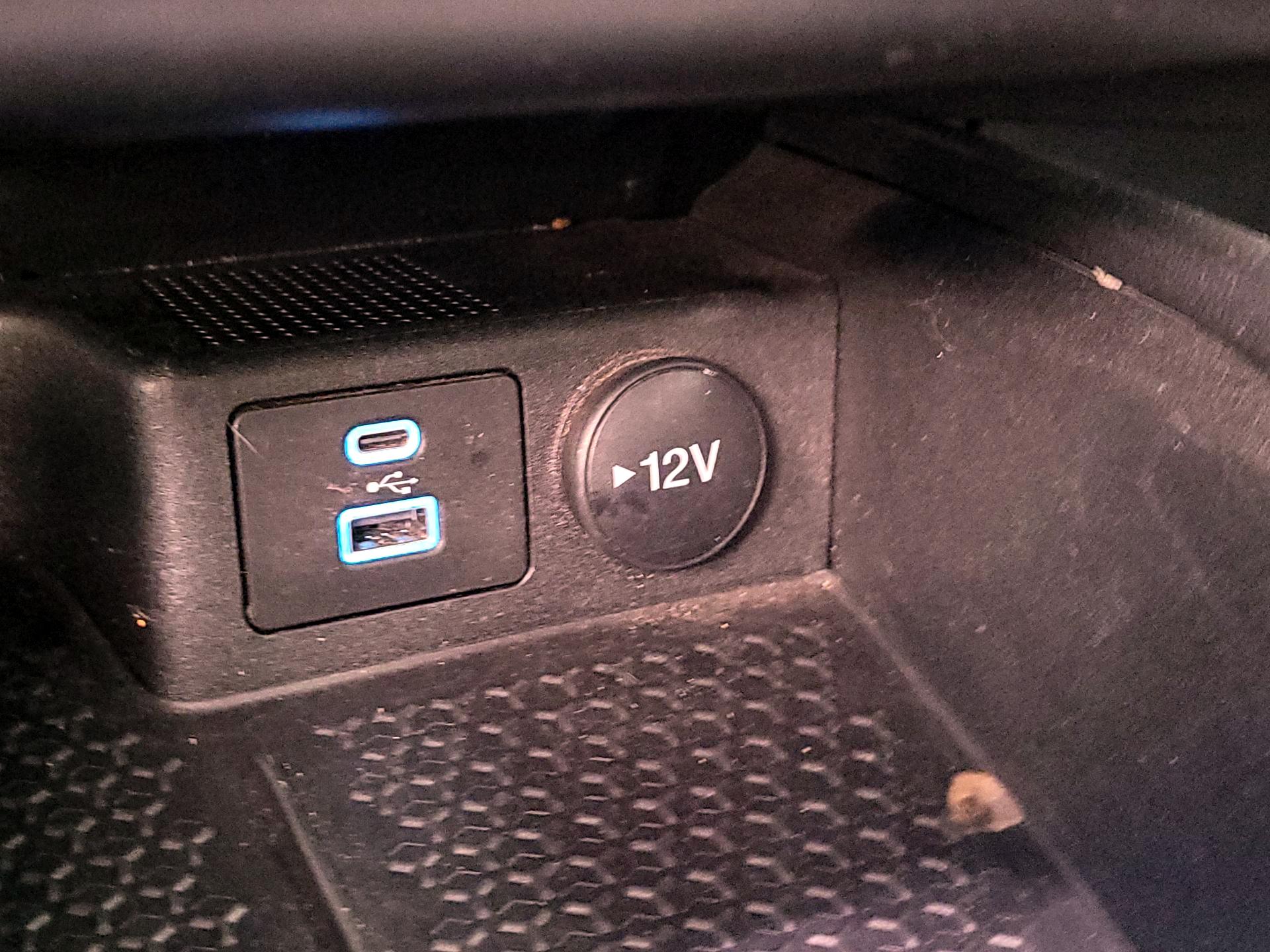 Thumbnail: 2021 Ford Bronco Sport - 18