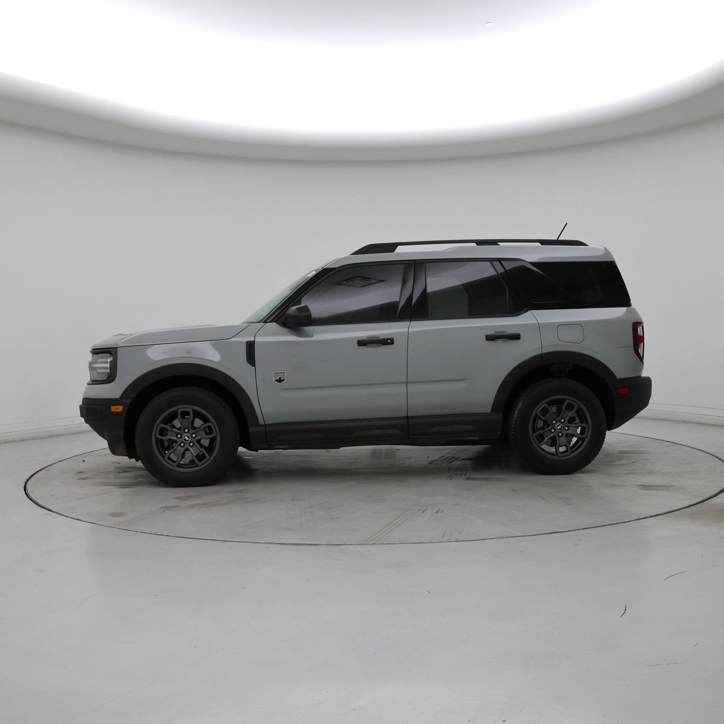 Thumbnail: 2021 Ford Bronco Sport - 3