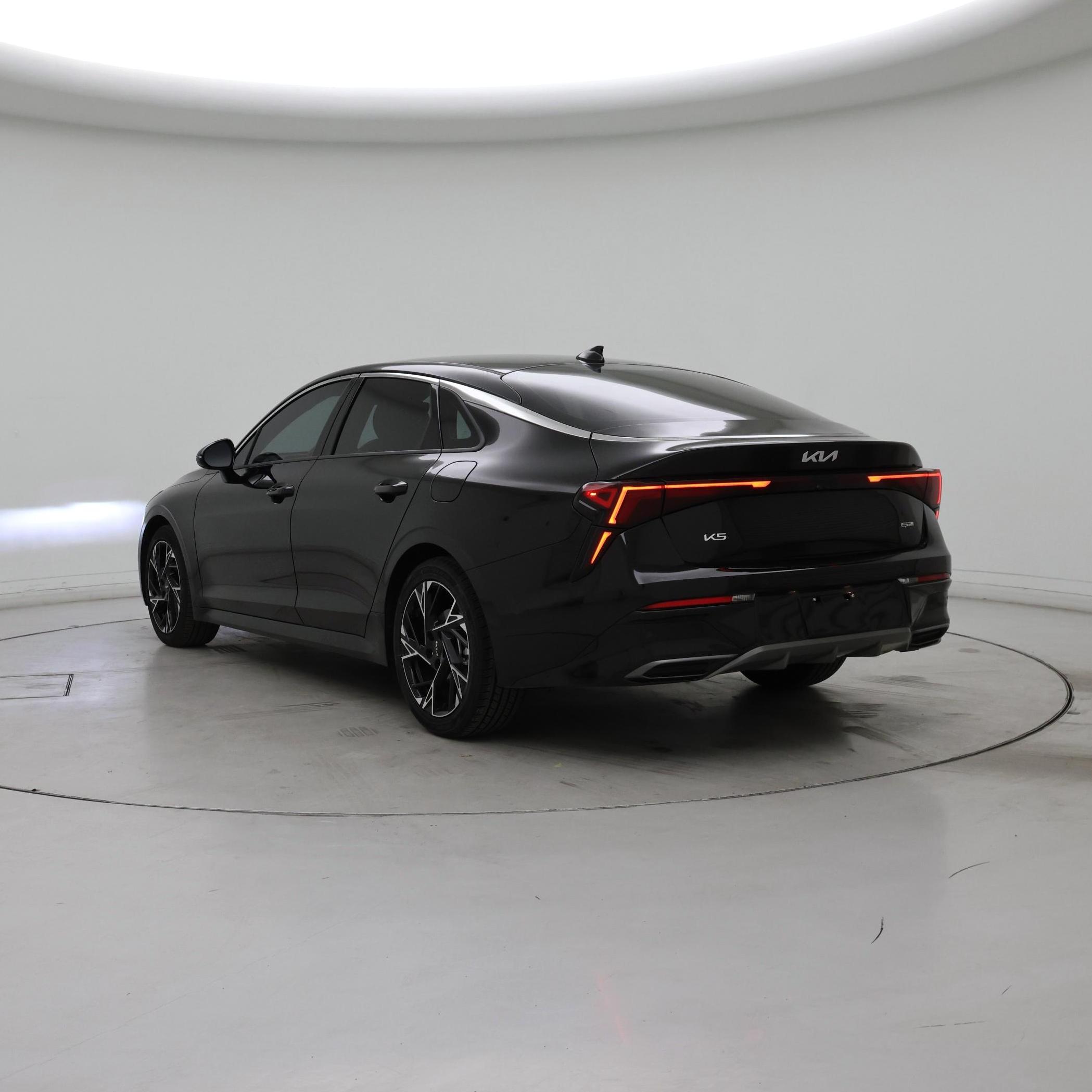 Thumbnail: 2025 Kia K5 - 2