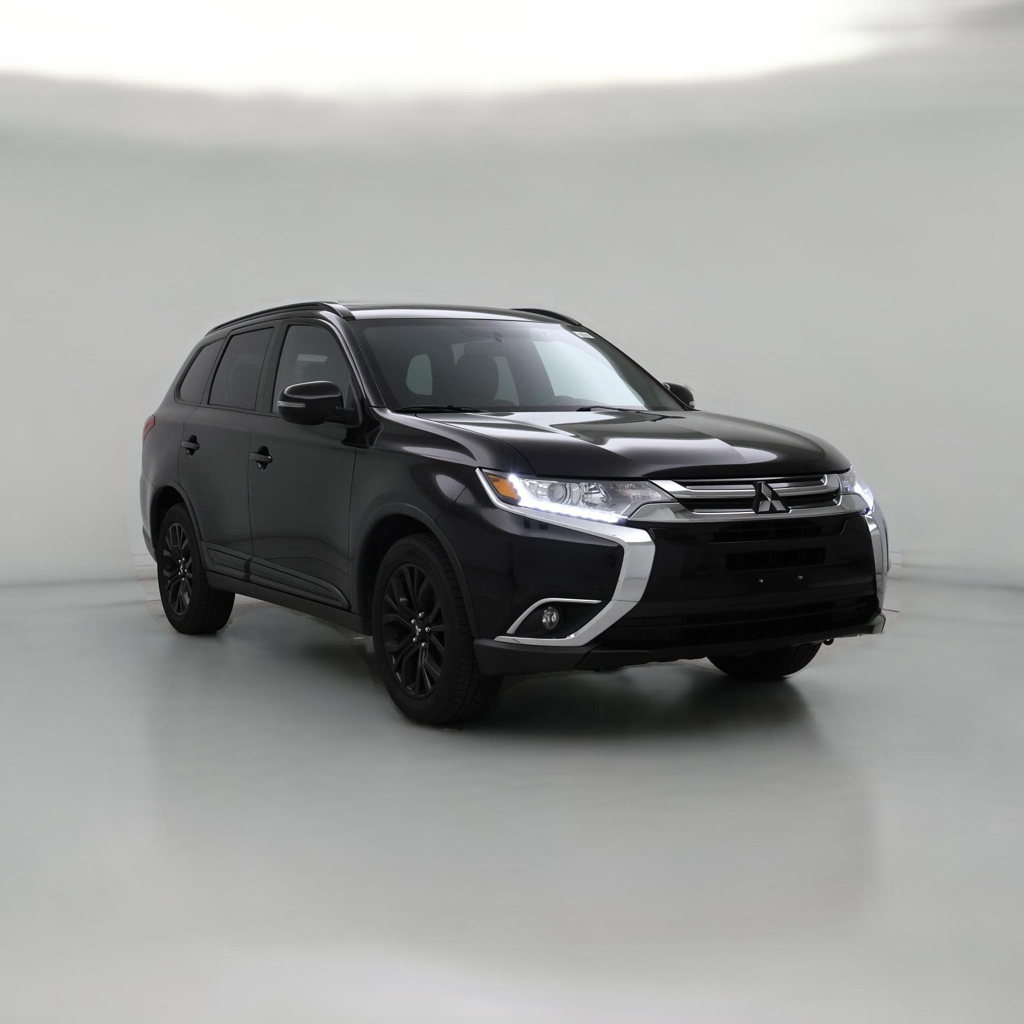 Thumbnail: 2018 Mitsubishi Outlander - 1