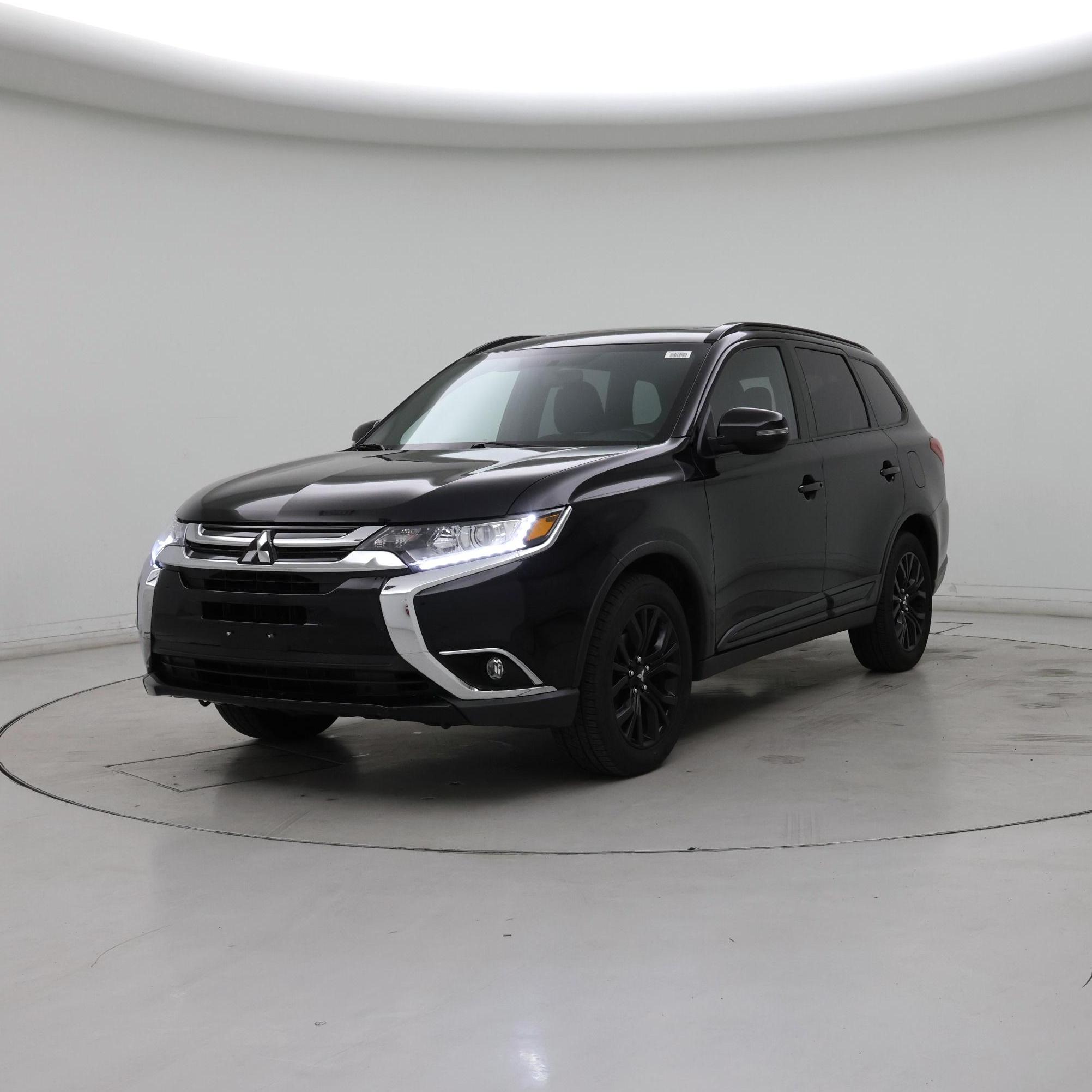 Thumbnail: 2018 Mitsubishi Outlander - 4