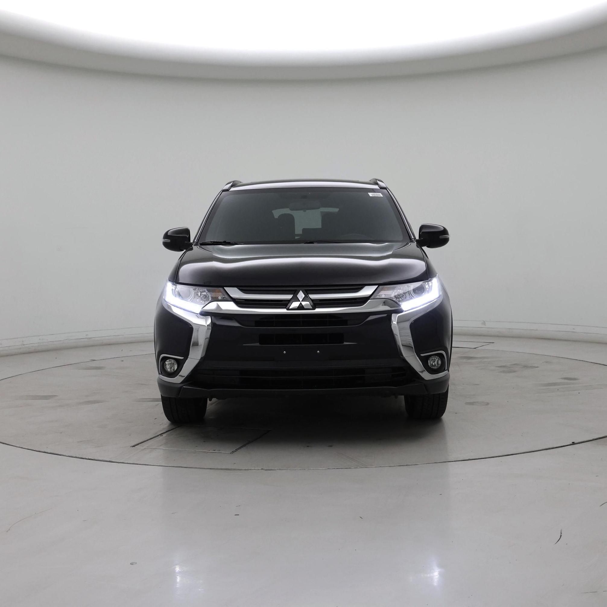 Thumbnail: 2018 Mitsubishi Outlander - 5