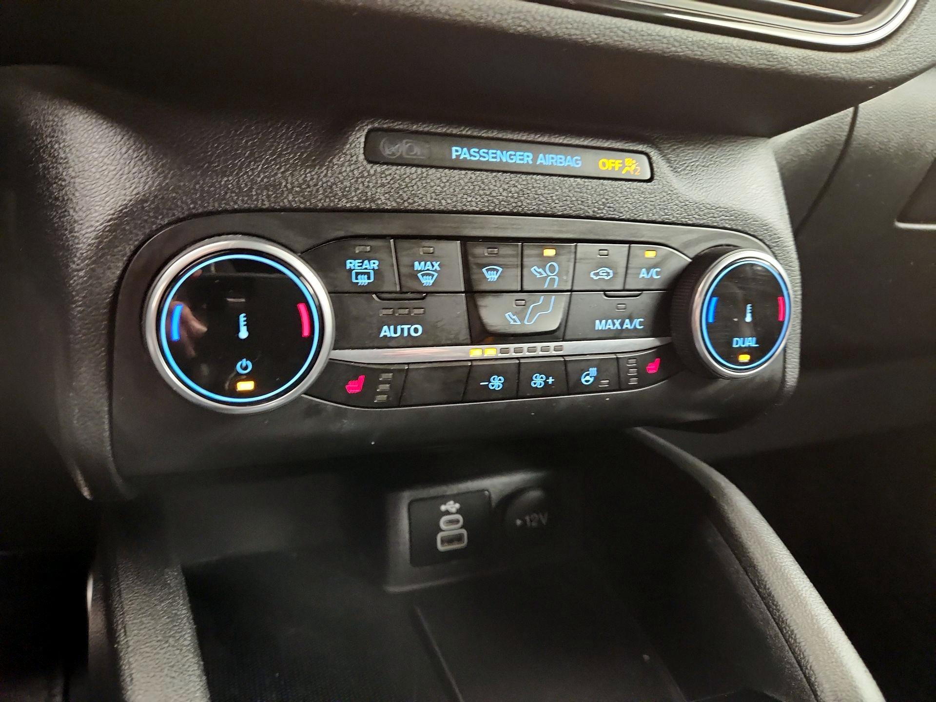 Thumbnail: 2024 Ford Escape - 16