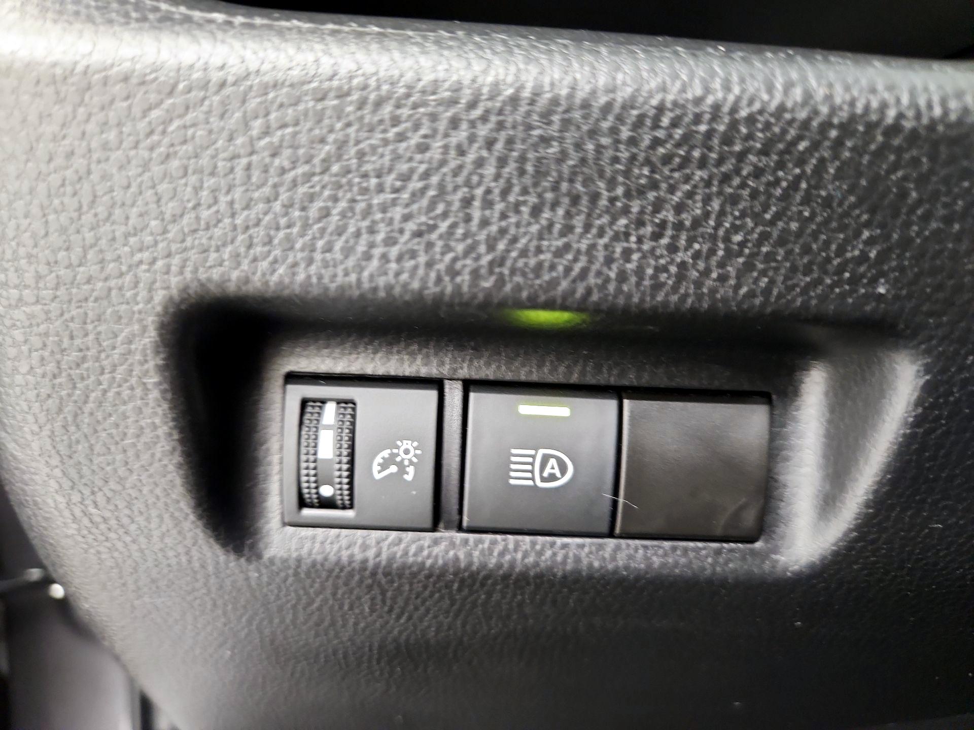 Thumbnail: 2025 Toyota RAV4 - 13