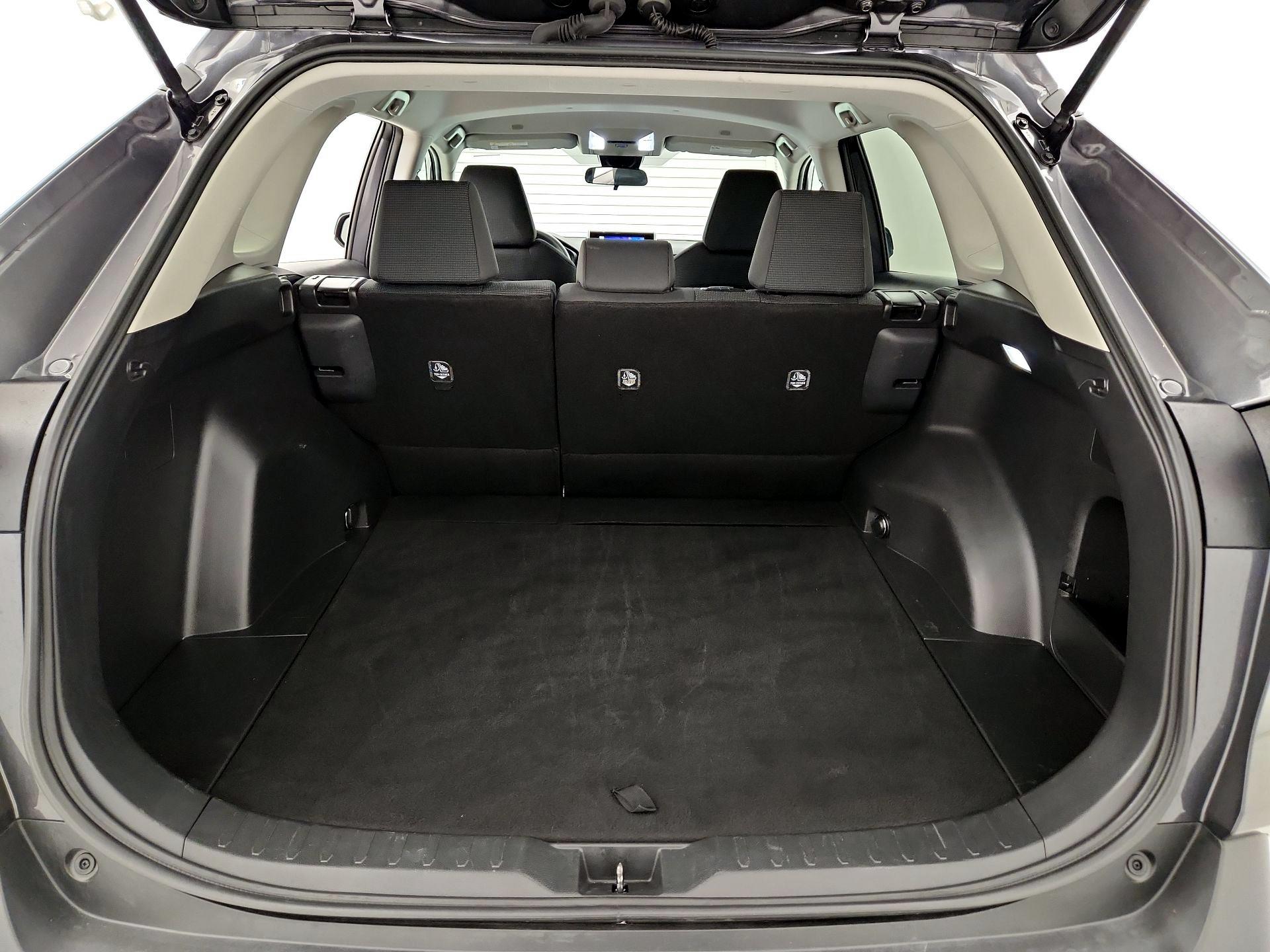 Thumbnail: 2025 Toyota RAV4 - 20