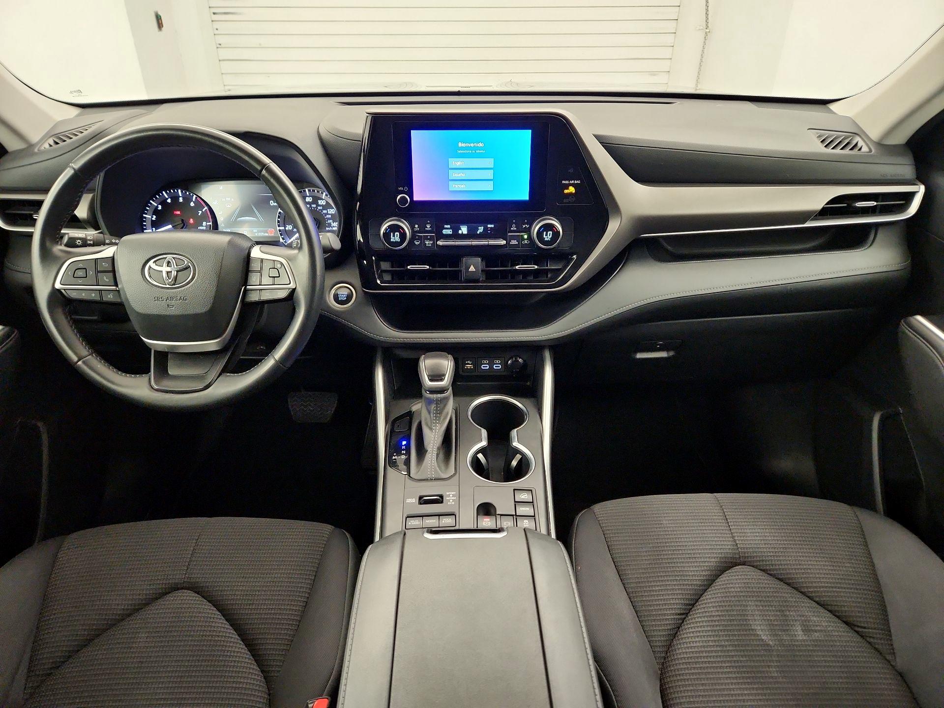 Thumbnail: 2024 Toyota Highlander - 9