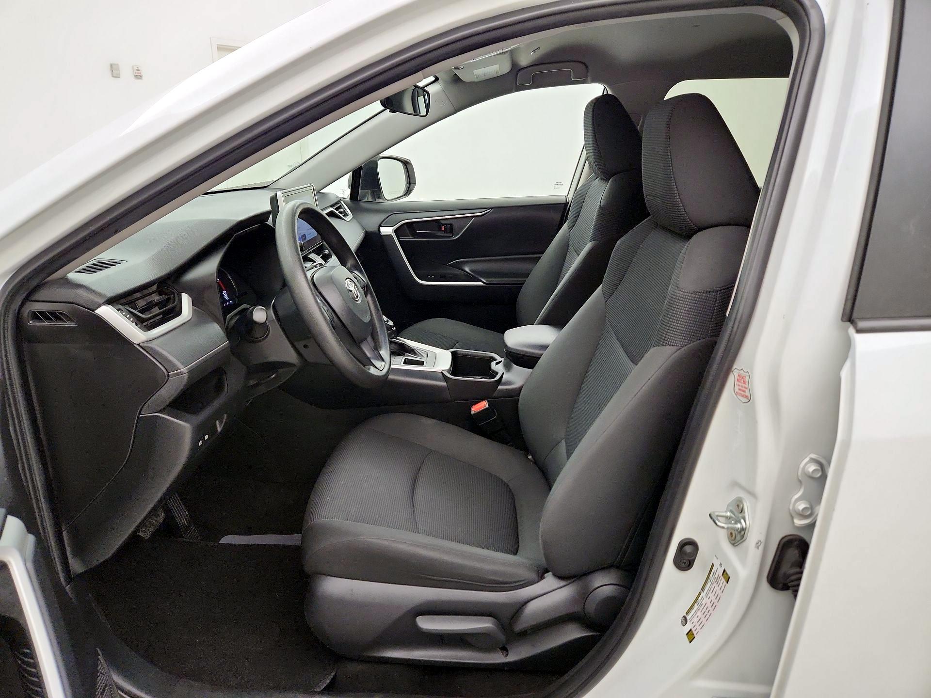 Thumbnail: 2024 Toyota RAV4 - 11