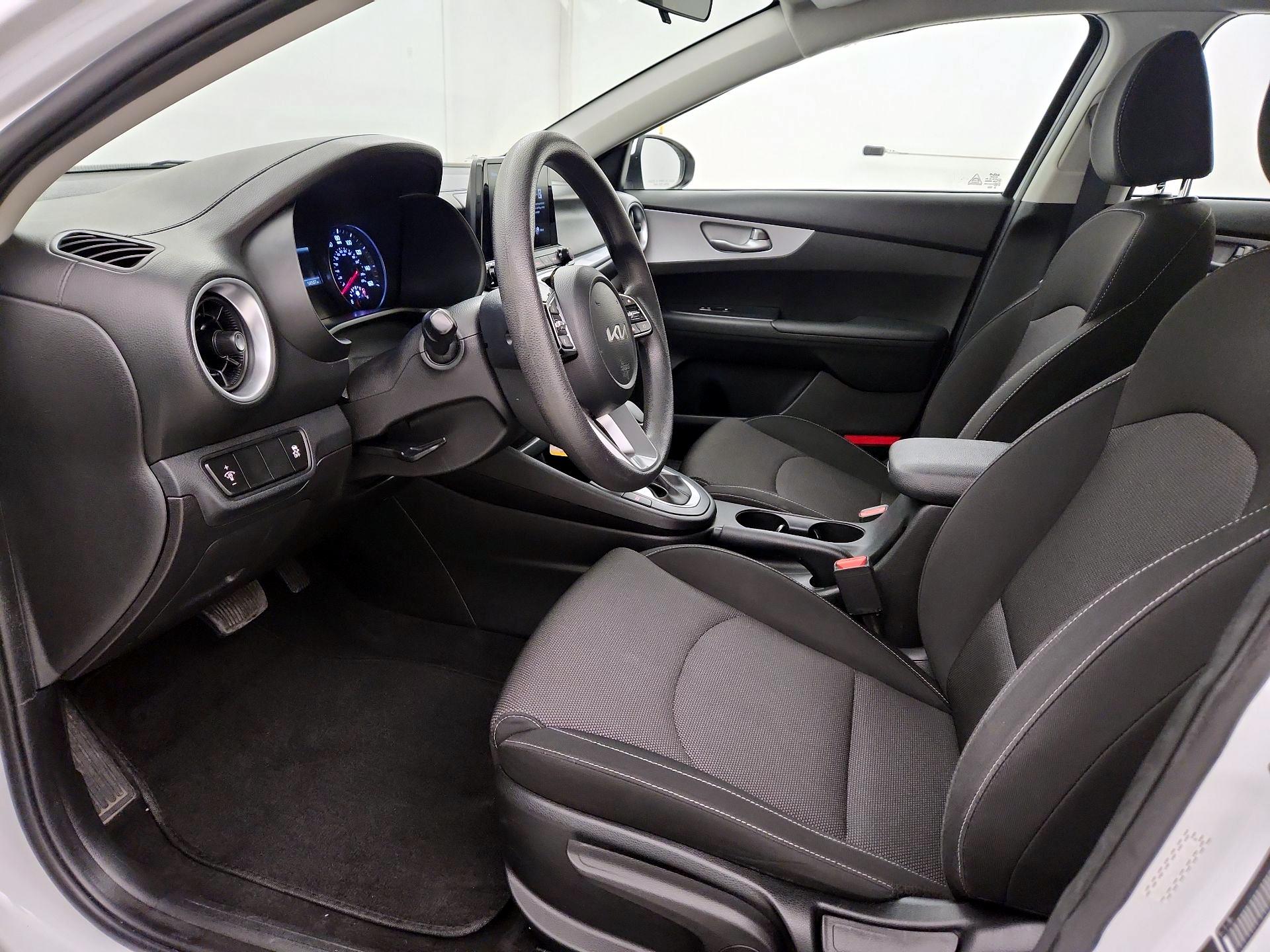 Thumbnail: 2023 Kia Forte - 11