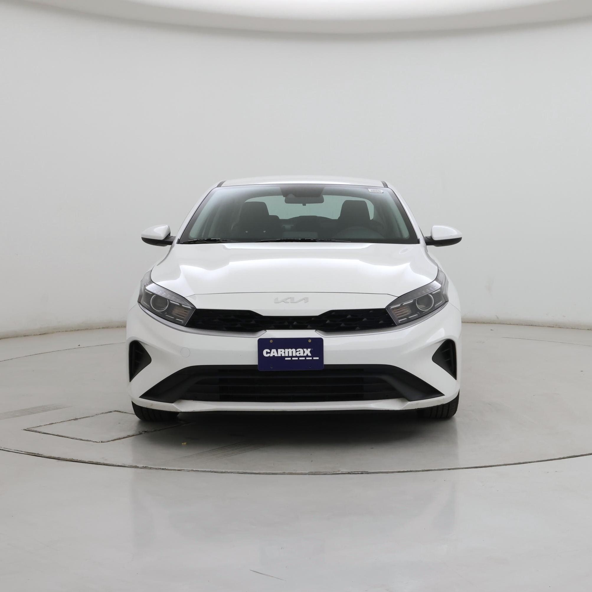 Thumbnail: 2023 Kia Forte - 5